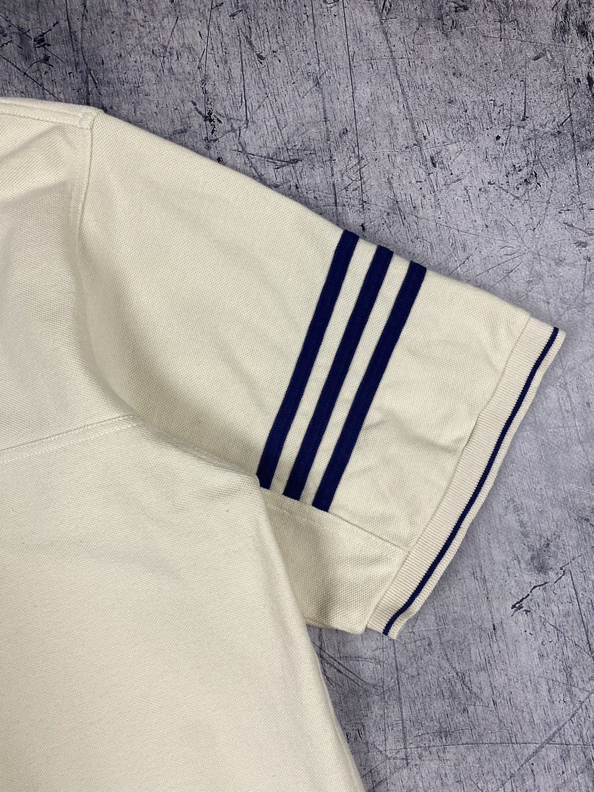 Adidas Vintage Adidas Streetwear Polo Shirt Size US L / EU 52-54 / 3 - 6 Thumbnail