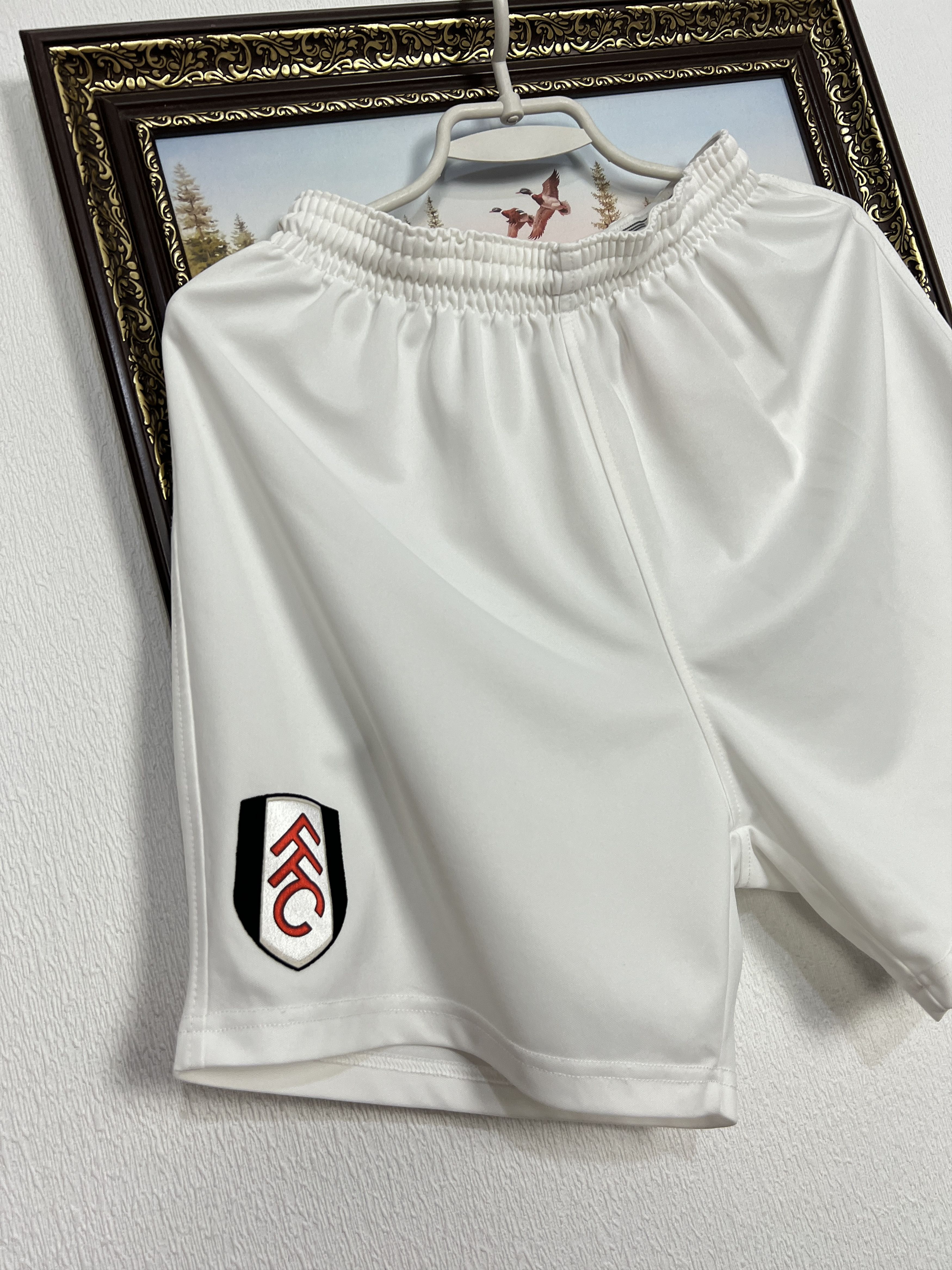 Nike Vintage Nike Fulham Football Shorts Soccer Athletic Rare Size US 32 / EU 48 - 3 Thumbnail