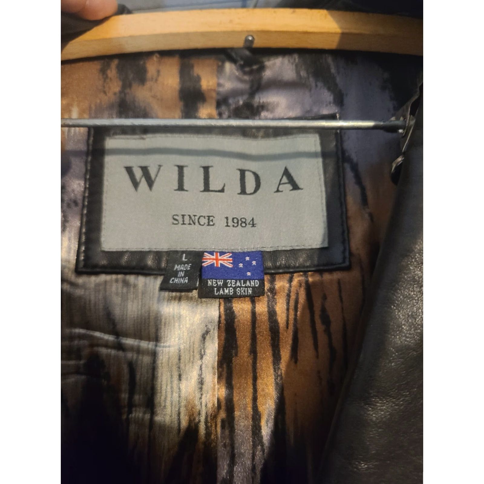 Vintage VINTAGE Wilda LAMBSKIN BLACK LEATHER COAT Jacket Plus Womens Large Zip Hooded Fur Trim Back Marked 90s Era style Size L / US 10 / IT 46 - 4 Thumbnail