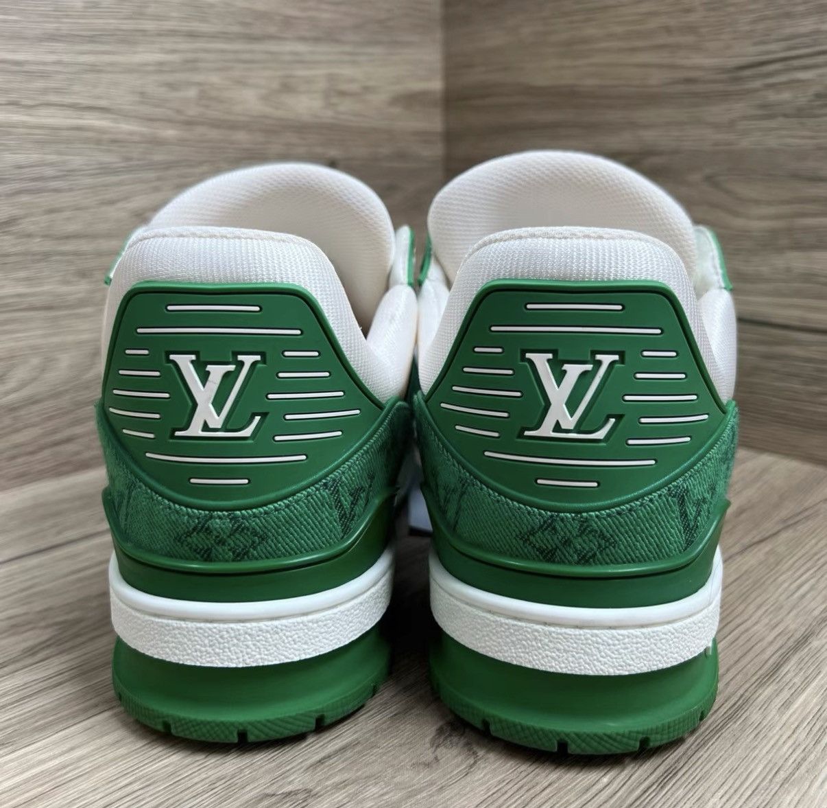 Louis Vuitton Louis Vuitton Trainer White & Green Denim Sneakers J41 Size US 8 / EU 41 - 4 Thumbnail