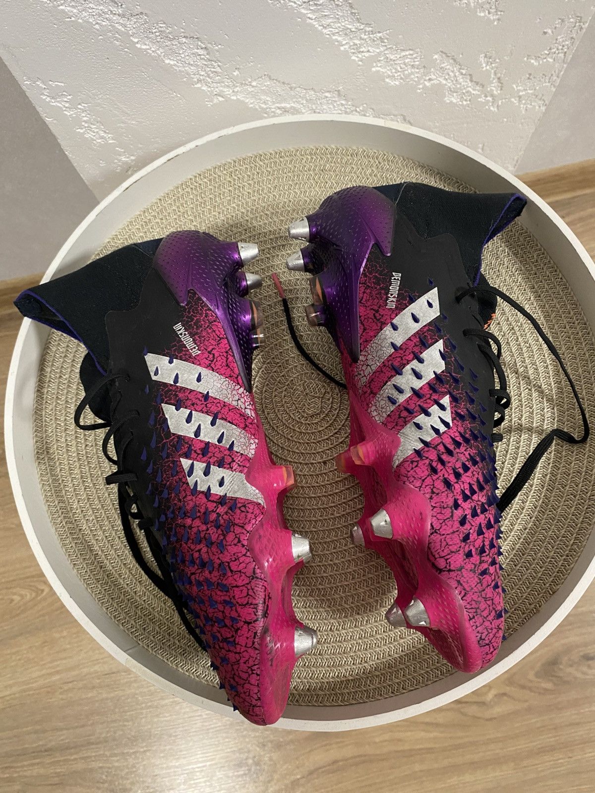 Other Adidas Soccer Predator Freak .1 SG Cleats Size: 40 2/3 Size US 7 / EU 40 - 6 Thumbnail