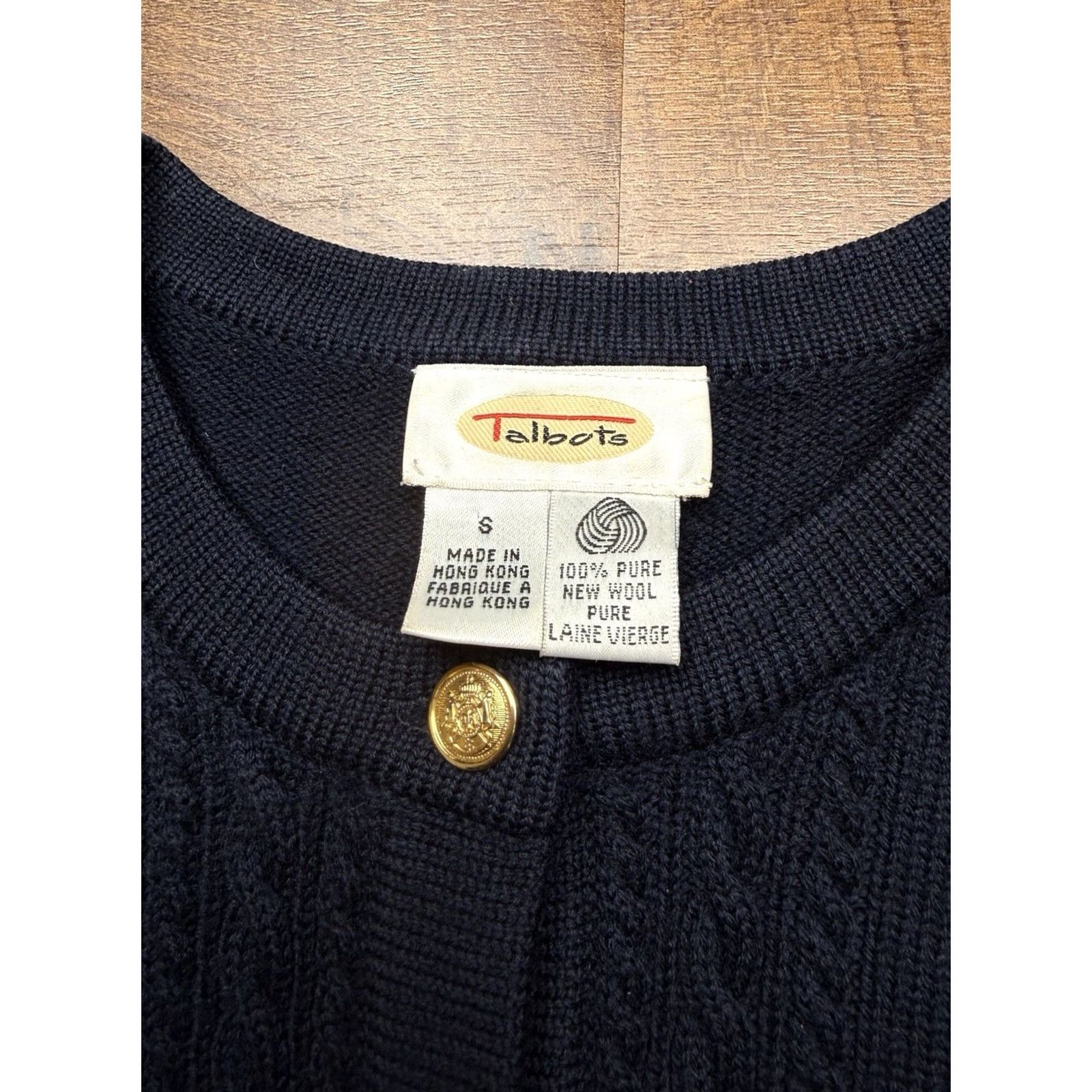 Talbots VINTAGE Talbots Cardigan Sleeve Long Knit 100% Wool Cable Gold Buttons Women Size S Blue Crew Neck Pullover Sweater 90s Classic Preppy Size S / US 4 / IT 40 - 4 Thumbnail