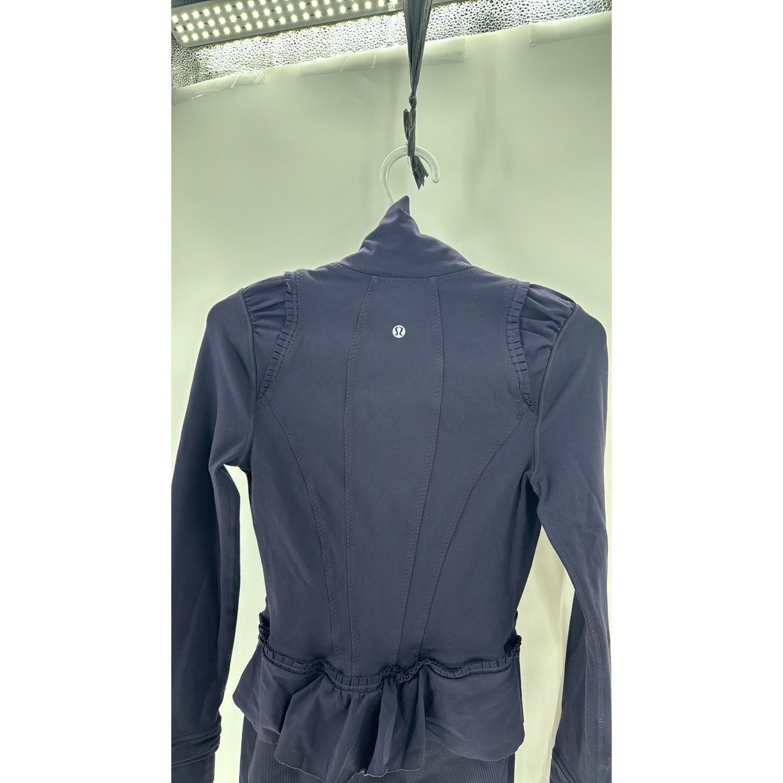 Lululemon lululemon City to Yoga Jacket girly athletic full zip size 4 Size S / US 4 / IT 40 - 7 Thumbnail