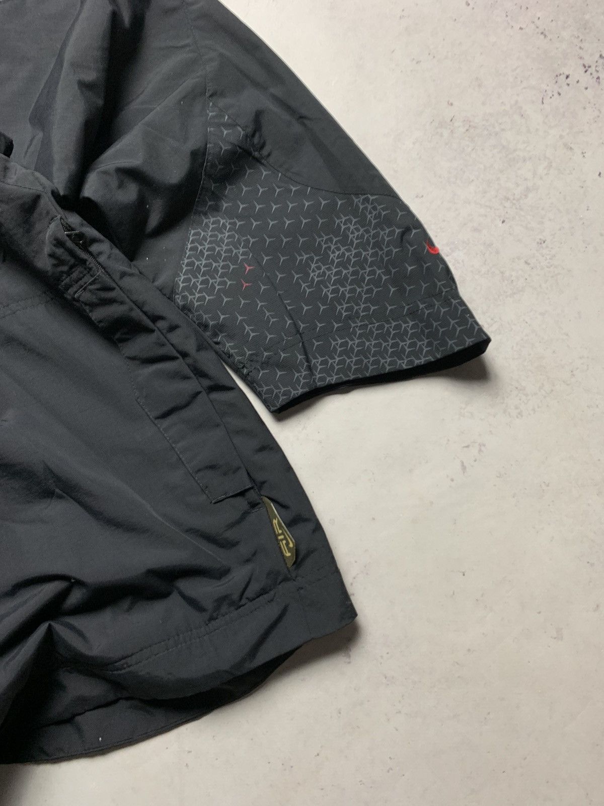 Nike Vintage Nike Air Jacket Rare XL Size US XL / EU 56 / 4 - 4 Thumbnail