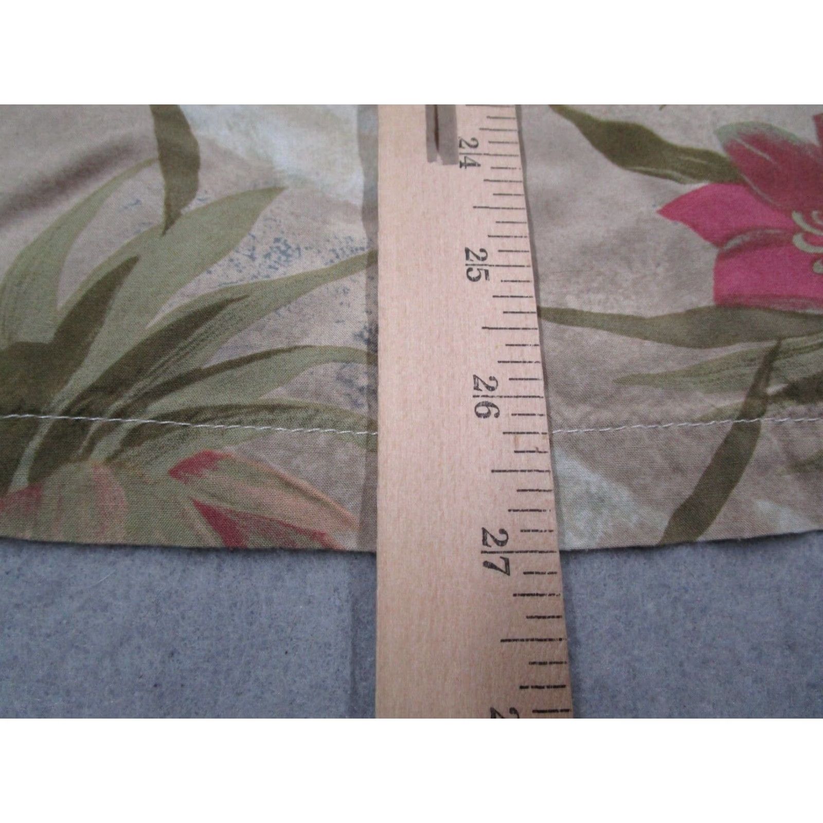 Tori Richard VINTAGE Tori Richard Men's Medium Beige Floral Short Sleeve Hawaiian Shirt Size US M / EU 48-50 / 2 - 7 Thumbnail