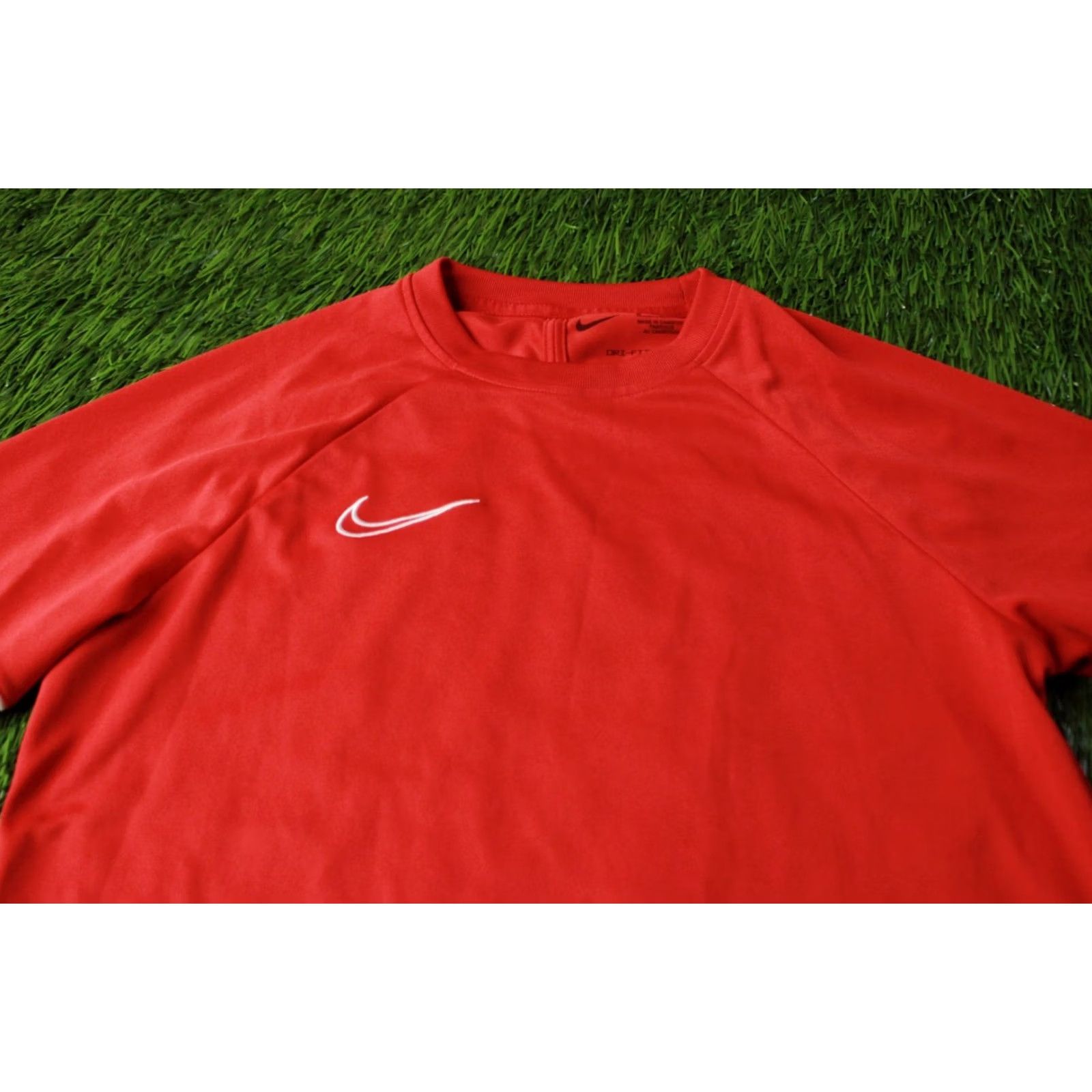 Nike Nike Academy Dri-Fit Men Football Shirt Jersey Tee Size M Medium Red and White Football Mens Shirt Size US M / EU 48-50 / 2 - 2 Thumbnail