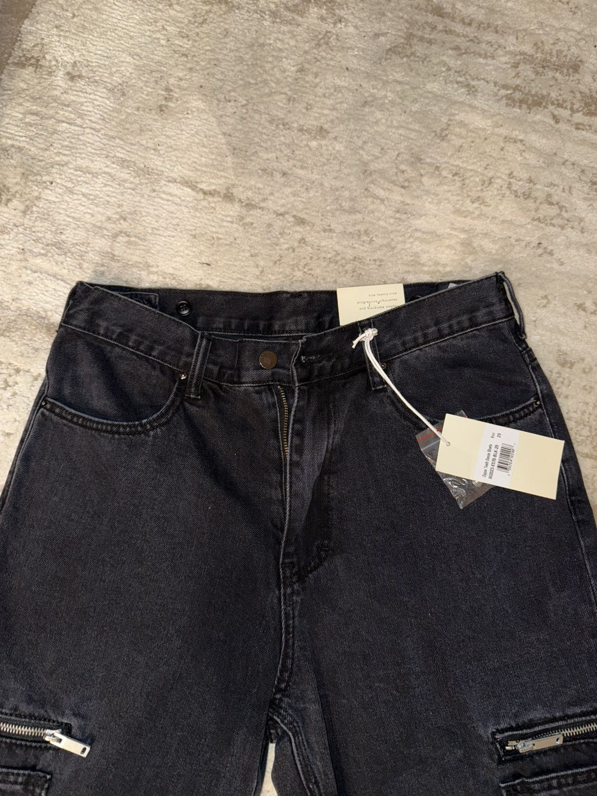 MNML black jorts Size US 29 - 5 Thumbnail