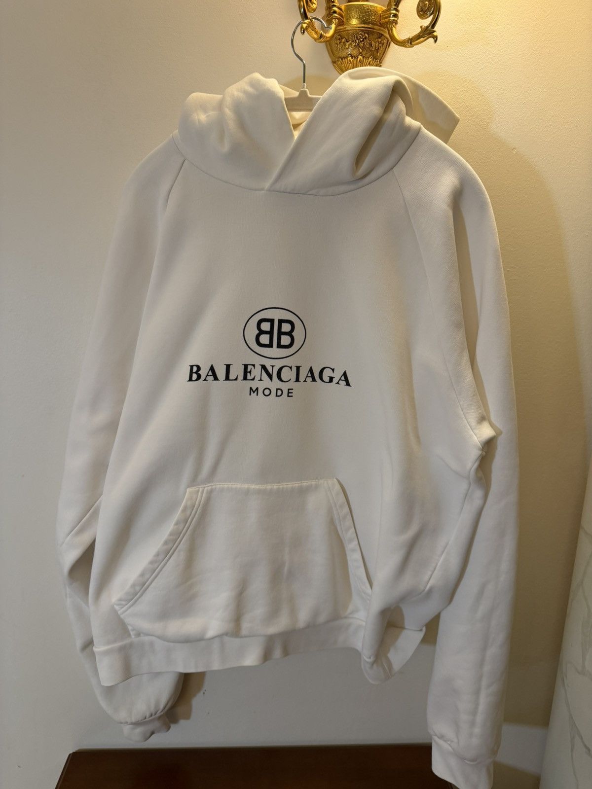 Balenciaga Balenciaga Mode Hoodie White and Black Size US XXL / EU 58 / 5 - 3 Thumbnail