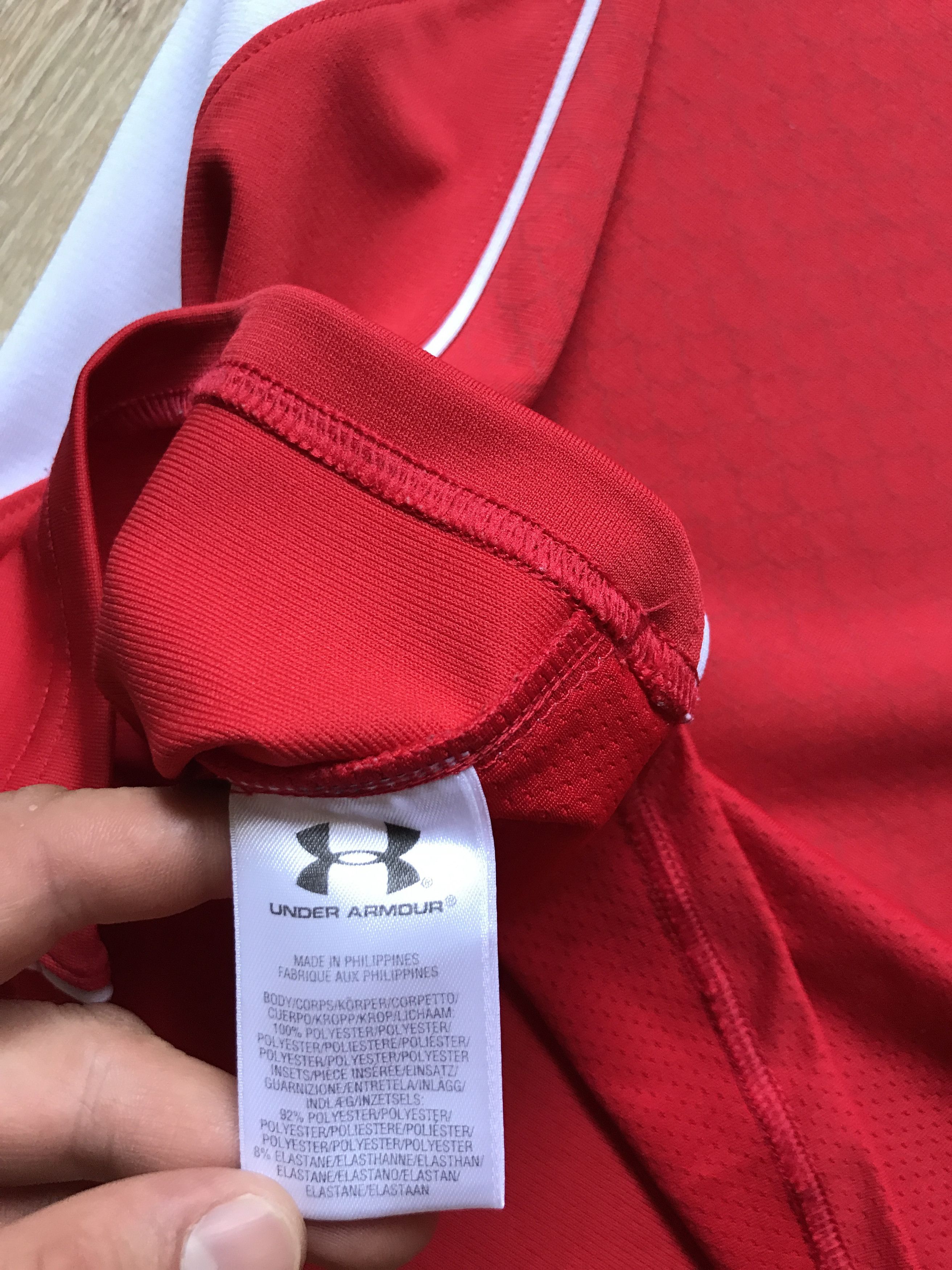Under Armour × Vintage WRU Under Armour Wales Rugby Jersey Long Sleeve Size US M / EU 48-50 / 2 - 7 Thumbnail