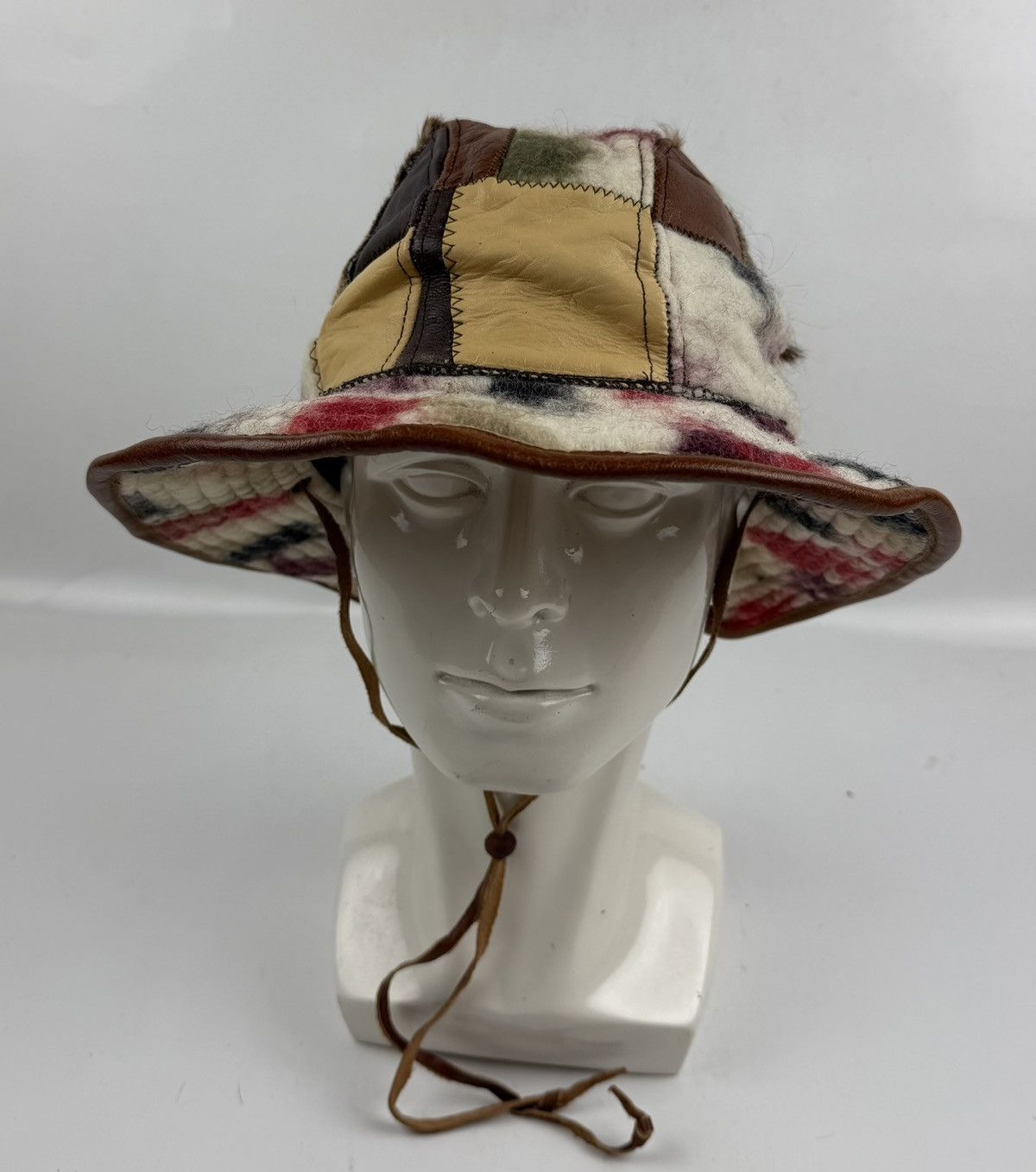 Japanese Brand very rare custom made leather patchwork hat tc52 Size ONE SIZE - 2 Thumbnail
