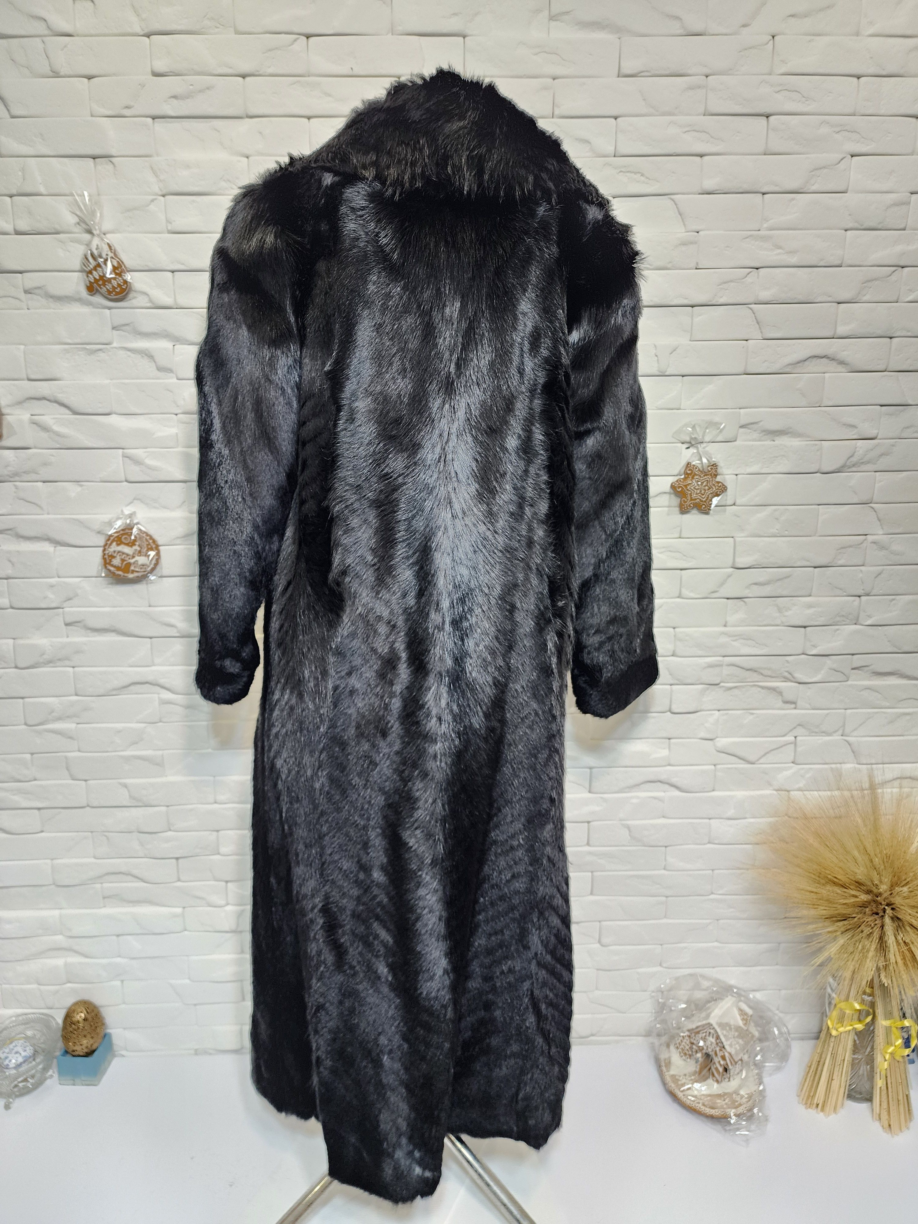Furla Black Genuine Fur Coat: Women's Winter Warm Coat Size XL / US 12-14 / IT 48-50 - 4 Thumbnail