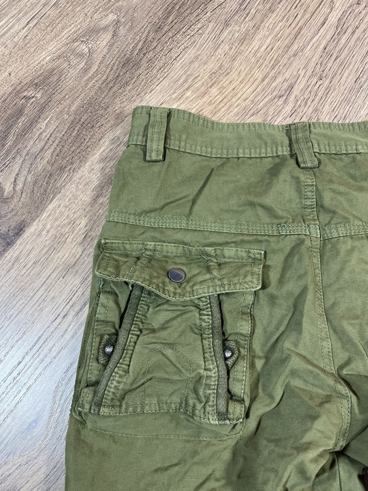 Japanese Brand Vintage Multi pocket Cargo Pants Size US 31 - 18 Thumbnail