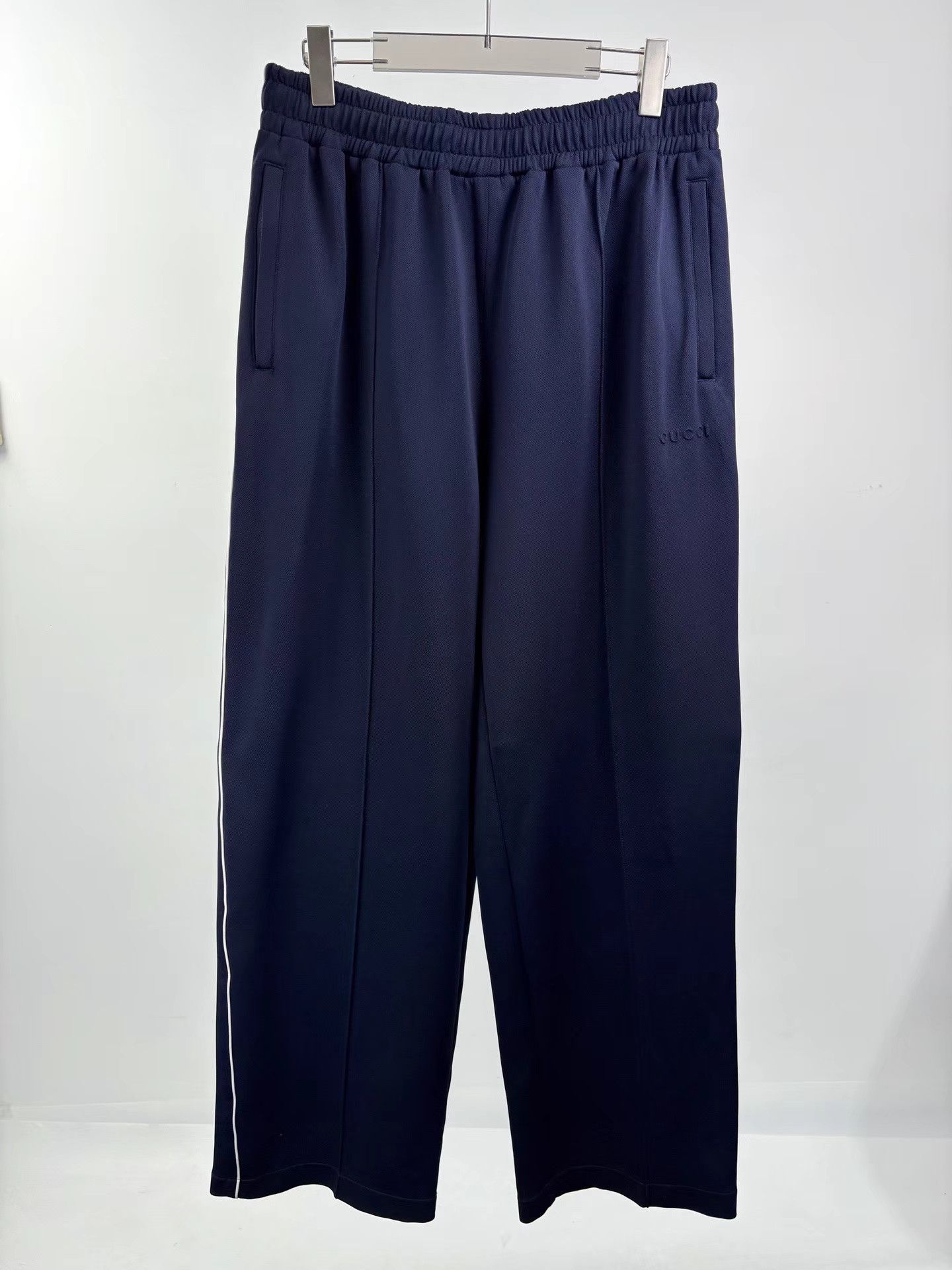 Gucci GUCCI New Embossed Pants Size US 37 - 1 Thumbnail