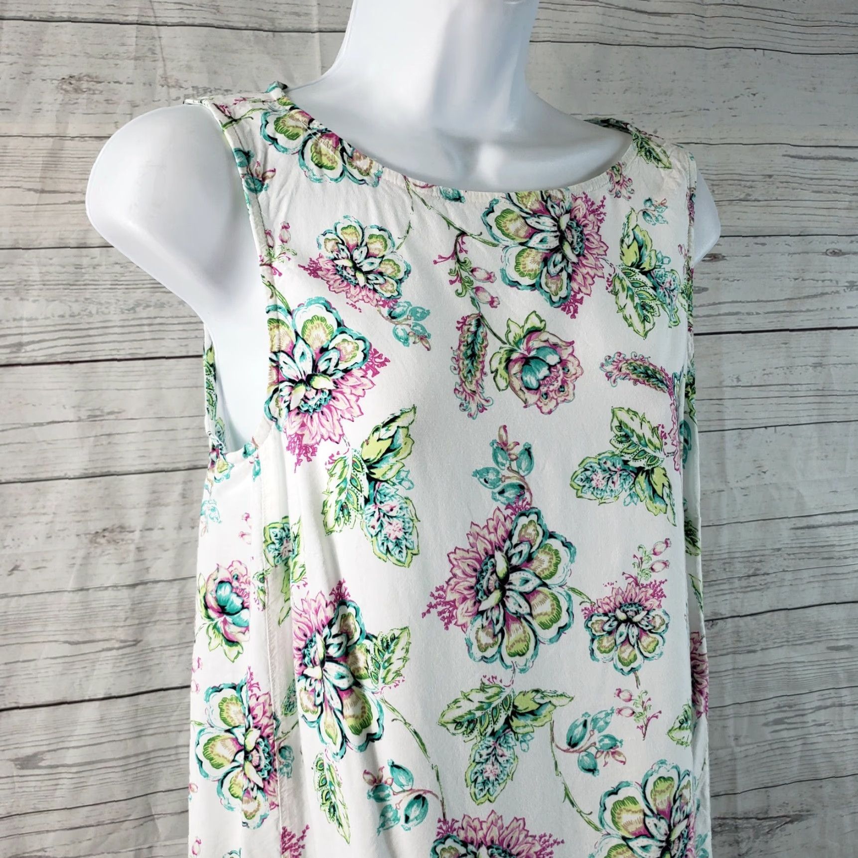 J. Jill J. Jill Womens Tank Top Sz Small Pink Green Floral Rayon Shirt Sleeveless Boat Neck Pullover Classic Basic Womens 90s? Size S / US 4 / IT 40 - 2 Thumbnail
