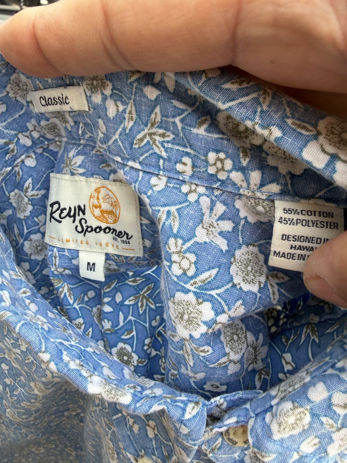 Reyn Spooner PreOwned Reyn Spooner Hawaiian Print Men's Medium Blue Size US M / EU 48-50 / 2 - 4 Thumbnail