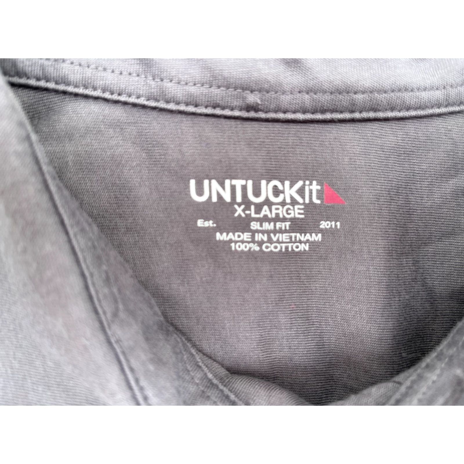 UNTUCKit UNTUCKit Luxe Tee BD Shirt Slim Fit Gray XL UNTUCKit Men Button-Up Shirt Gray Cotton Jersey Long Sleeve Size US XL / EU 56 / 4 - 4 Thumbnail