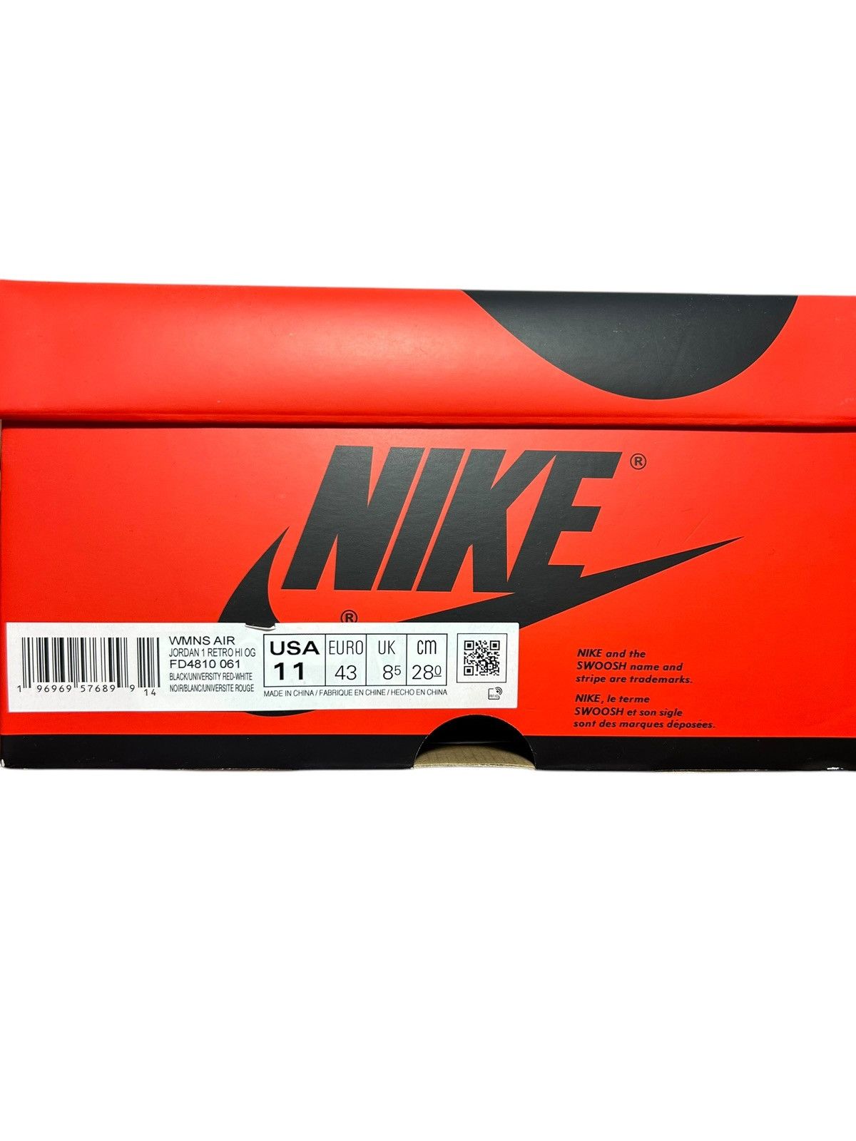 Nike Jordan 1 Retro High OG Satin Bred Size US 11 / EU 44 - 10 Thumbnail
