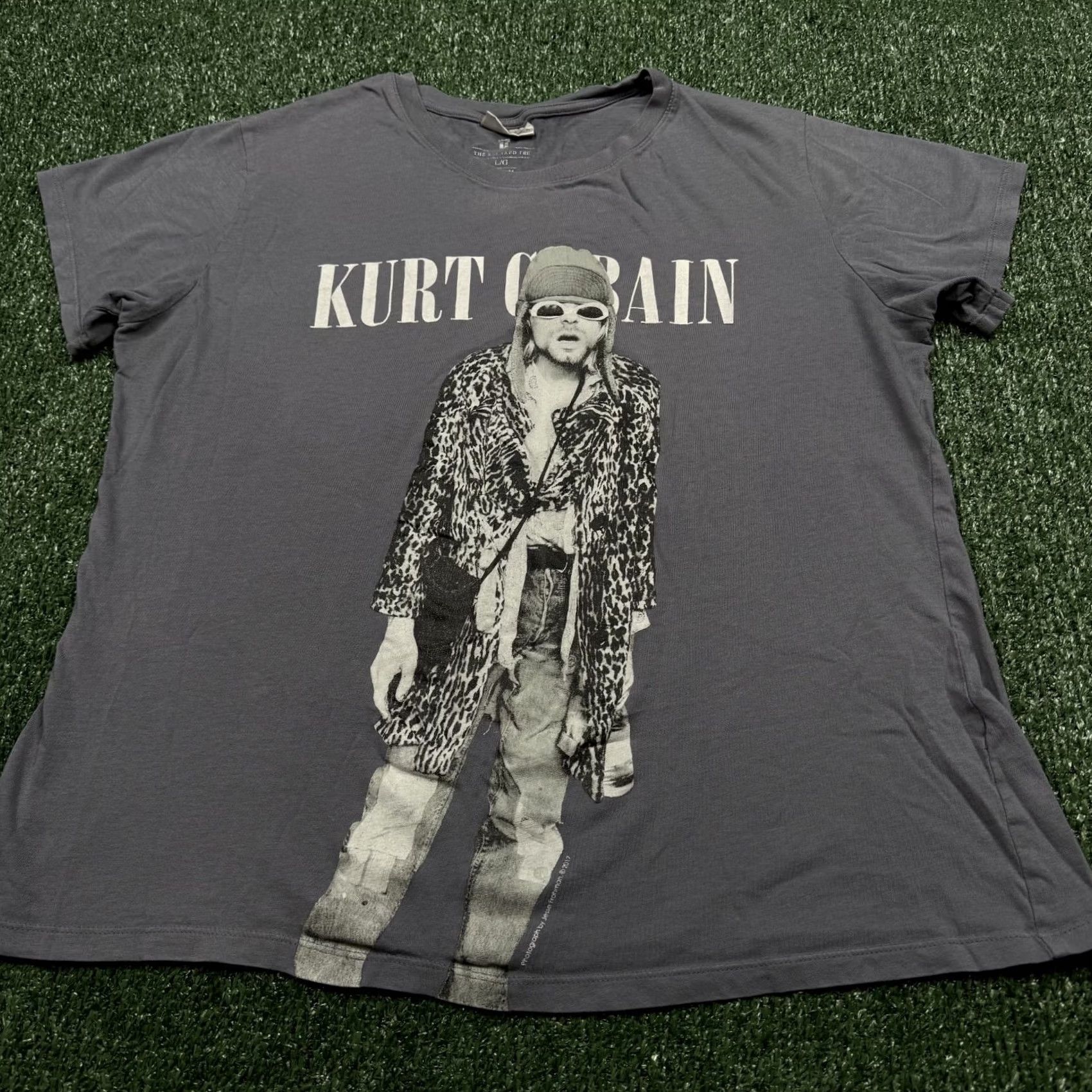Cotton On Kurt Cobain Graphic T Shirt Womens Gray Short Sleeve Cotton On Crew Neck Size L Size L / US 10 / IT 46 - 3 Thumbnail