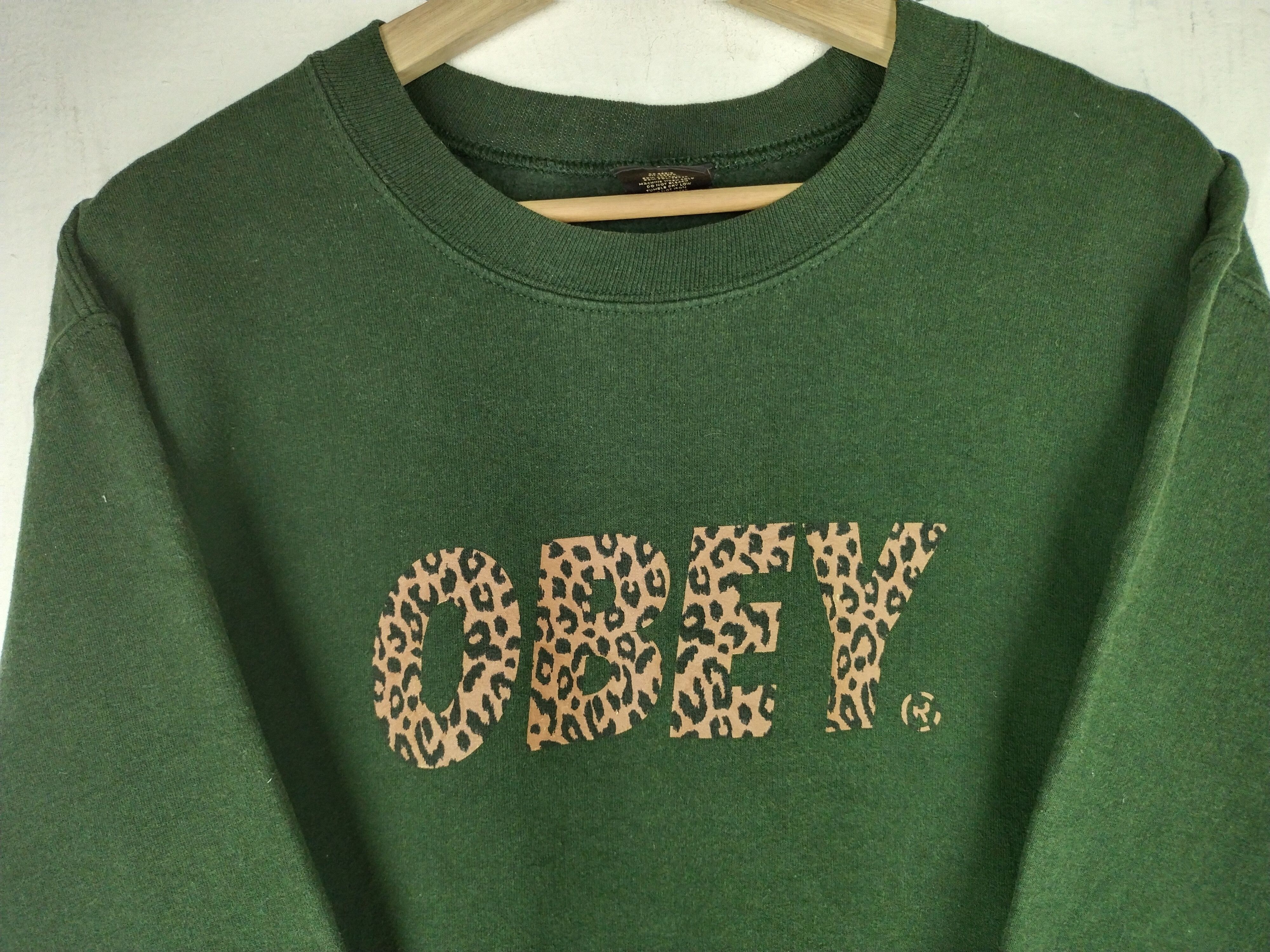 Obey × Vintage Vtg 90's Obey Box Logo Green Sweatshirt Size US S / EU 44-46 / 1 - 6 Thumbnail