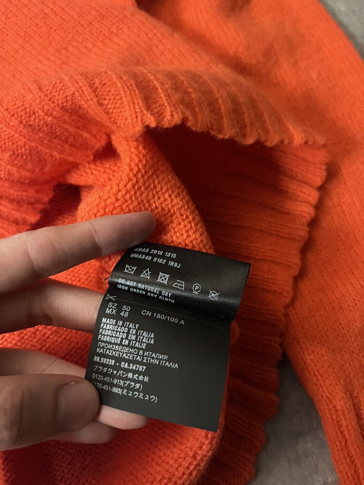 Prada Prada A/W 2018 Dinosaur wool orange sweater Size US M / EU 48-50 / 2 - 8 Thumbnail