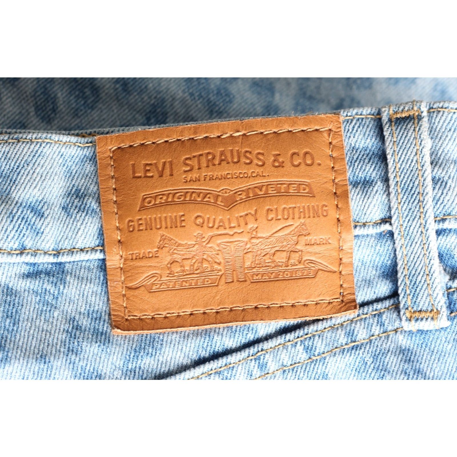 Levi's VINTAGE LEVI’S? RIBCAGE SHORT Jeans Denim Shorts Women 25 PREMIUM Leopard 90s? Size 42" / US 20 - 3 Thumbnail