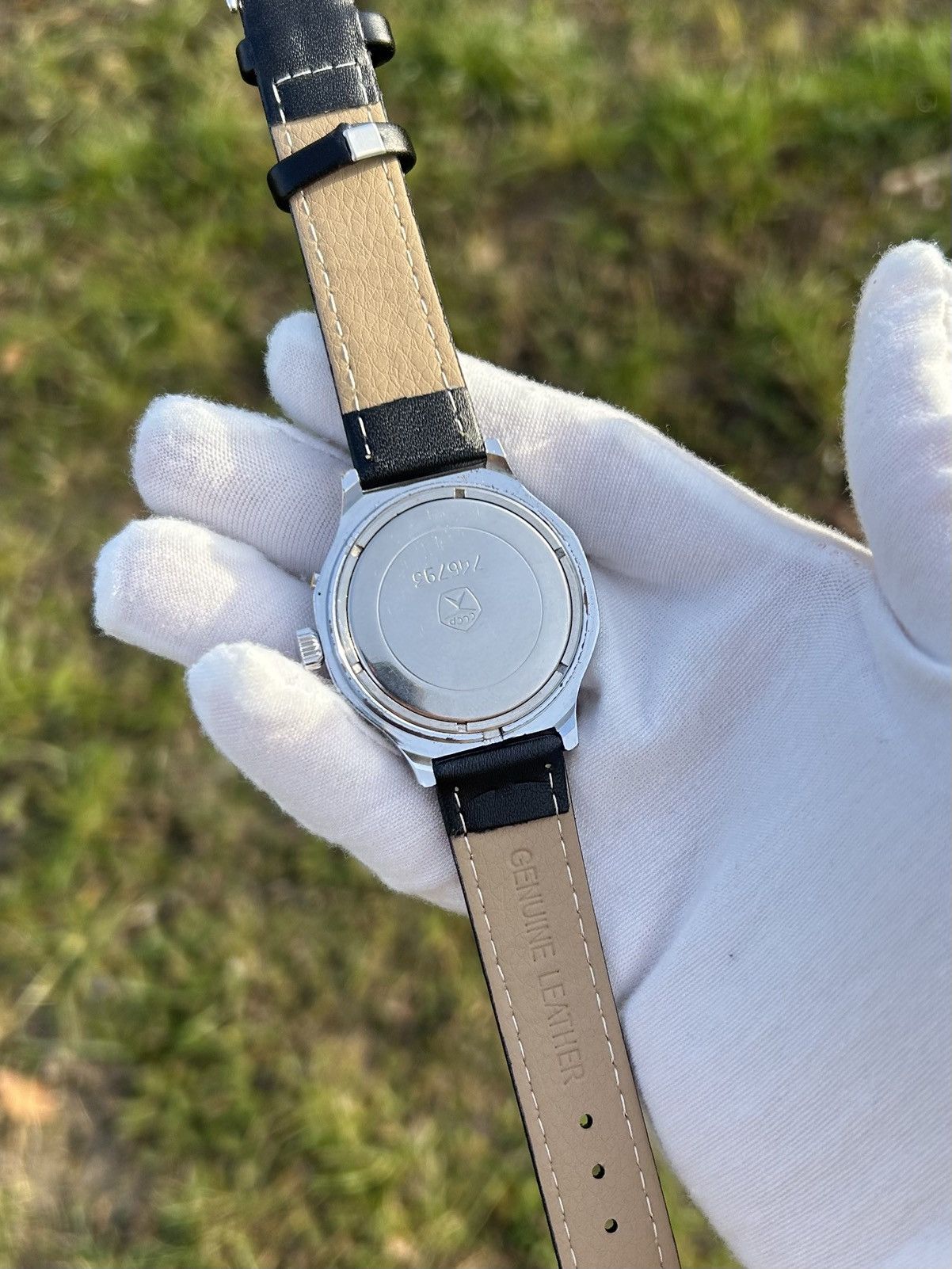 Vintage Vintage Watch Slava Mechanical Made in USSR Authentic 1980s Size ONE SIZE - 20 Thumbnail