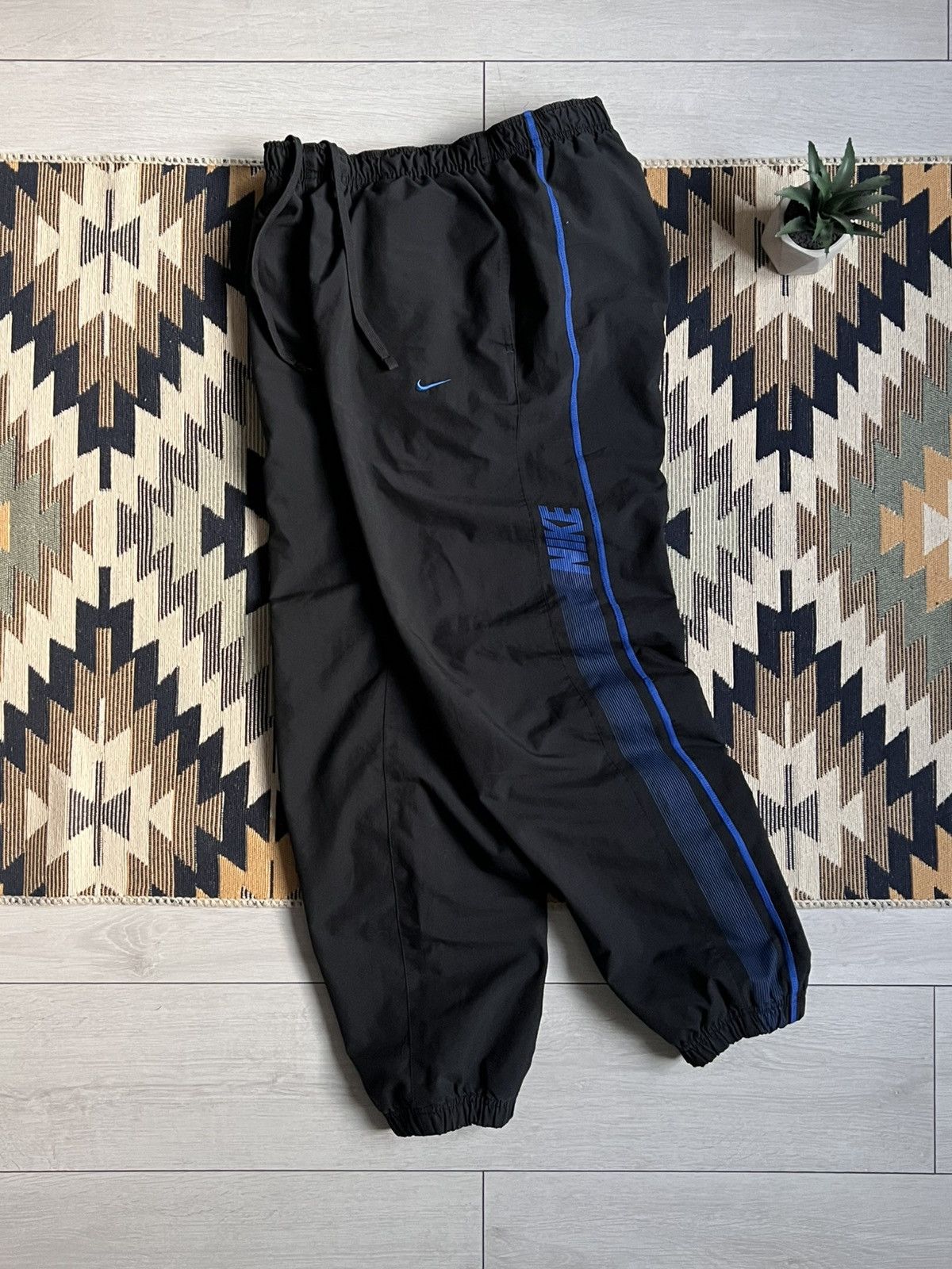 Other Nike Y2K Drill Swoosh Nylon Pants Size US 34 / EU 50 - 1 Thumbnail