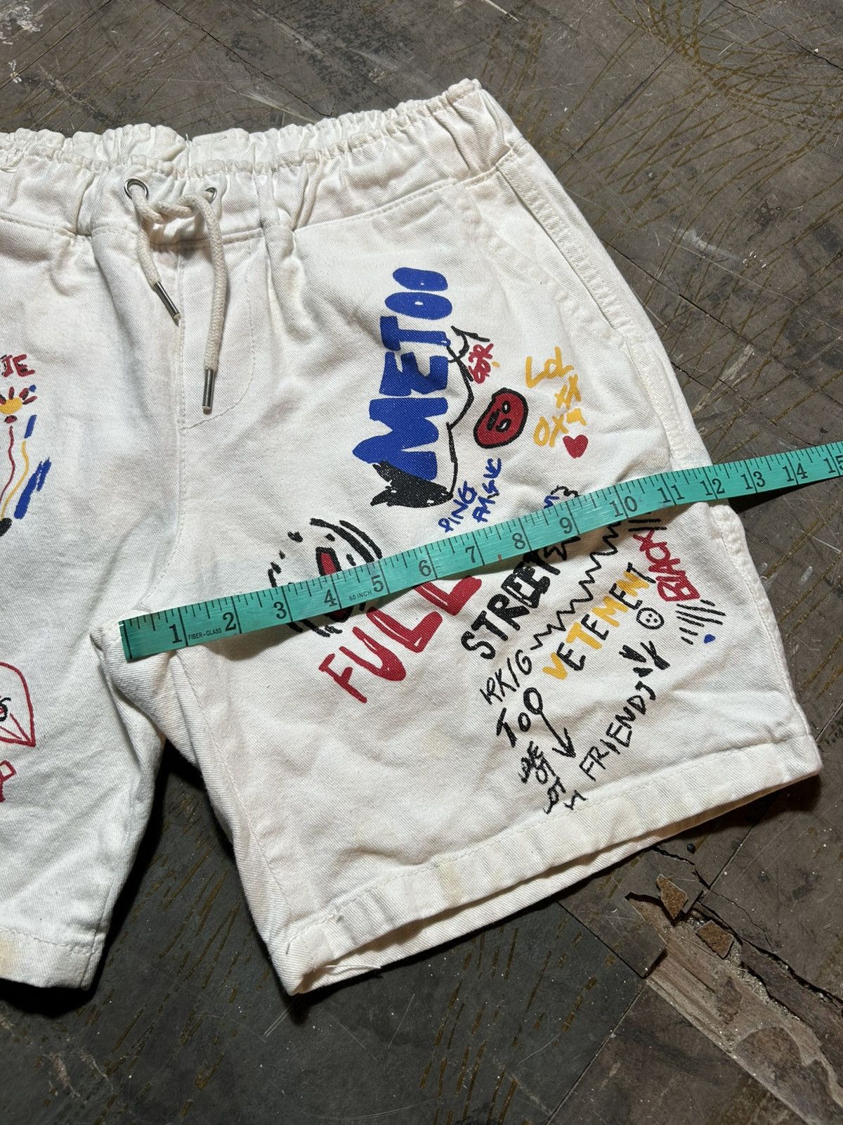 Dsquared2 × Jean-Michel Basquiat Dsquared2 X Jean Micheal Basquiat Short Pants Size US 30 / EU 46 - 13 Thumbnail