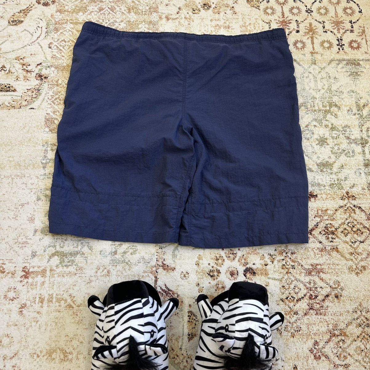 Nike × Vintage Vintage Nike Multi-pocket Shorts Small Swoosh Y2K 90s USA Size US 35 - 3 Thumbnail