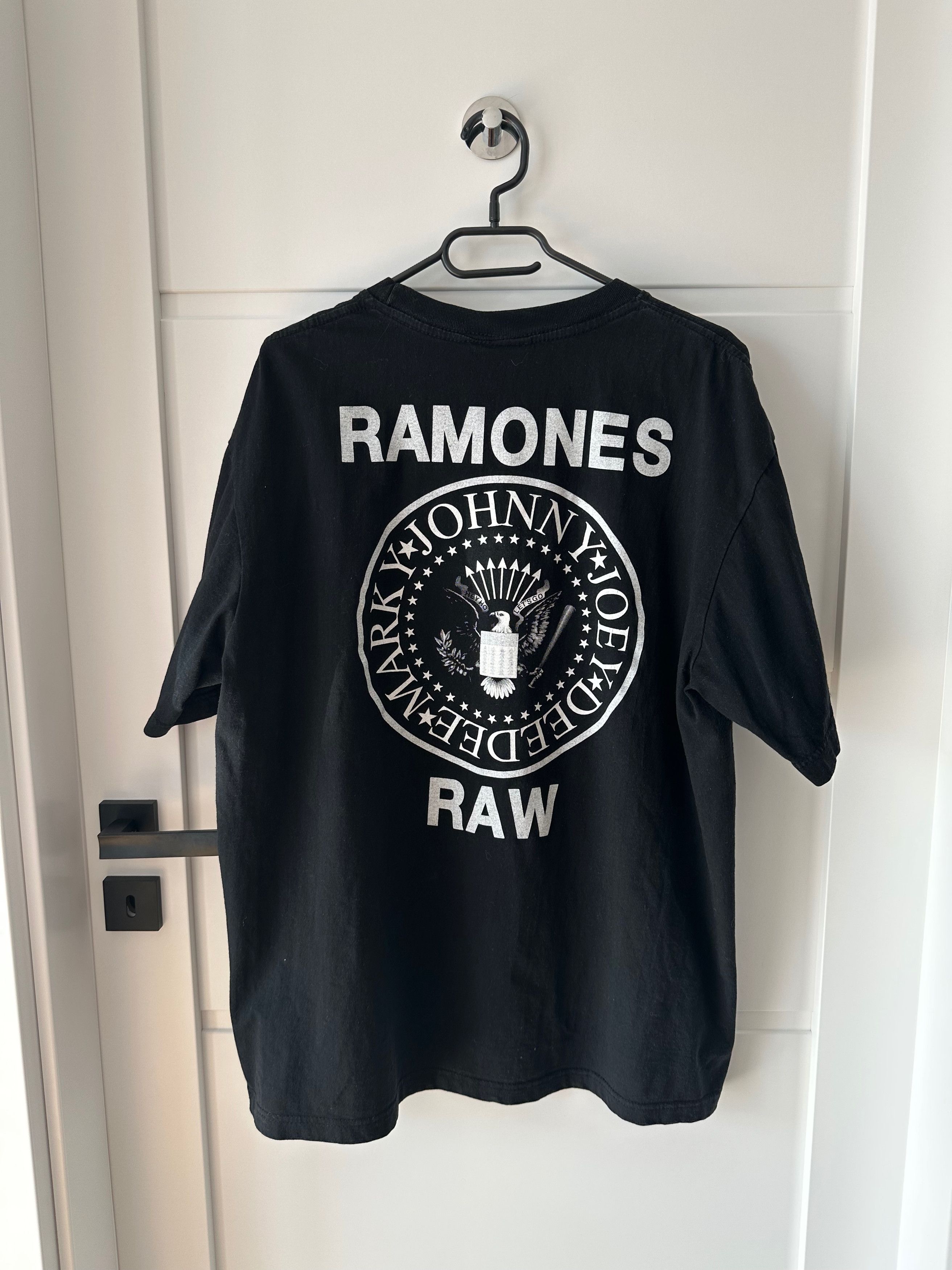 Band Tees 00's RAMONES Raw REO Rock T Shirt band tee Heavy cotton Size US XL / EU 56 / 4 - 6 Thumbnail