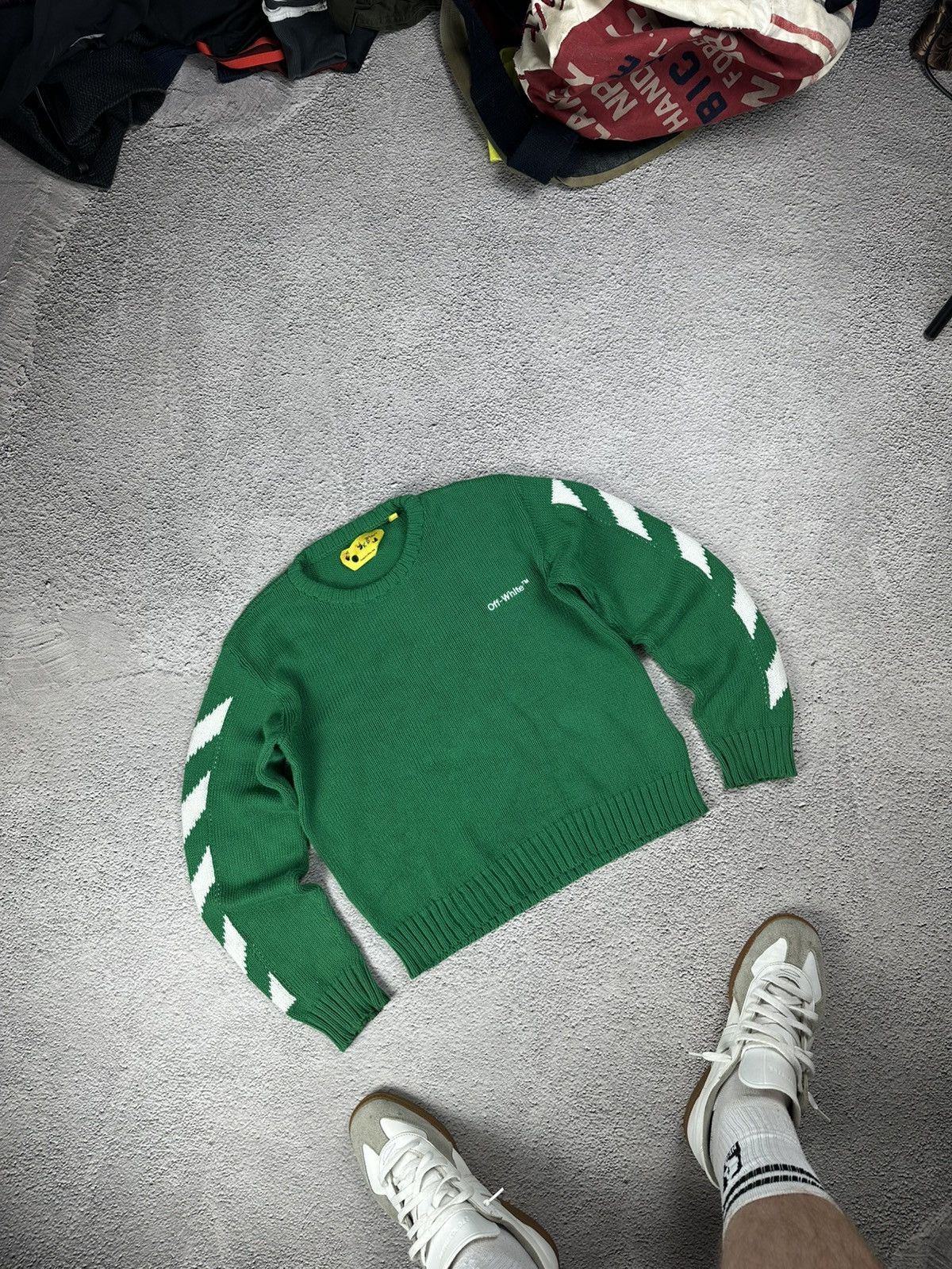Off-White Off-White Kids Green Helvetica Sweater Y2K Size US XS / EU 42 / 0 - 2 Thumbnail