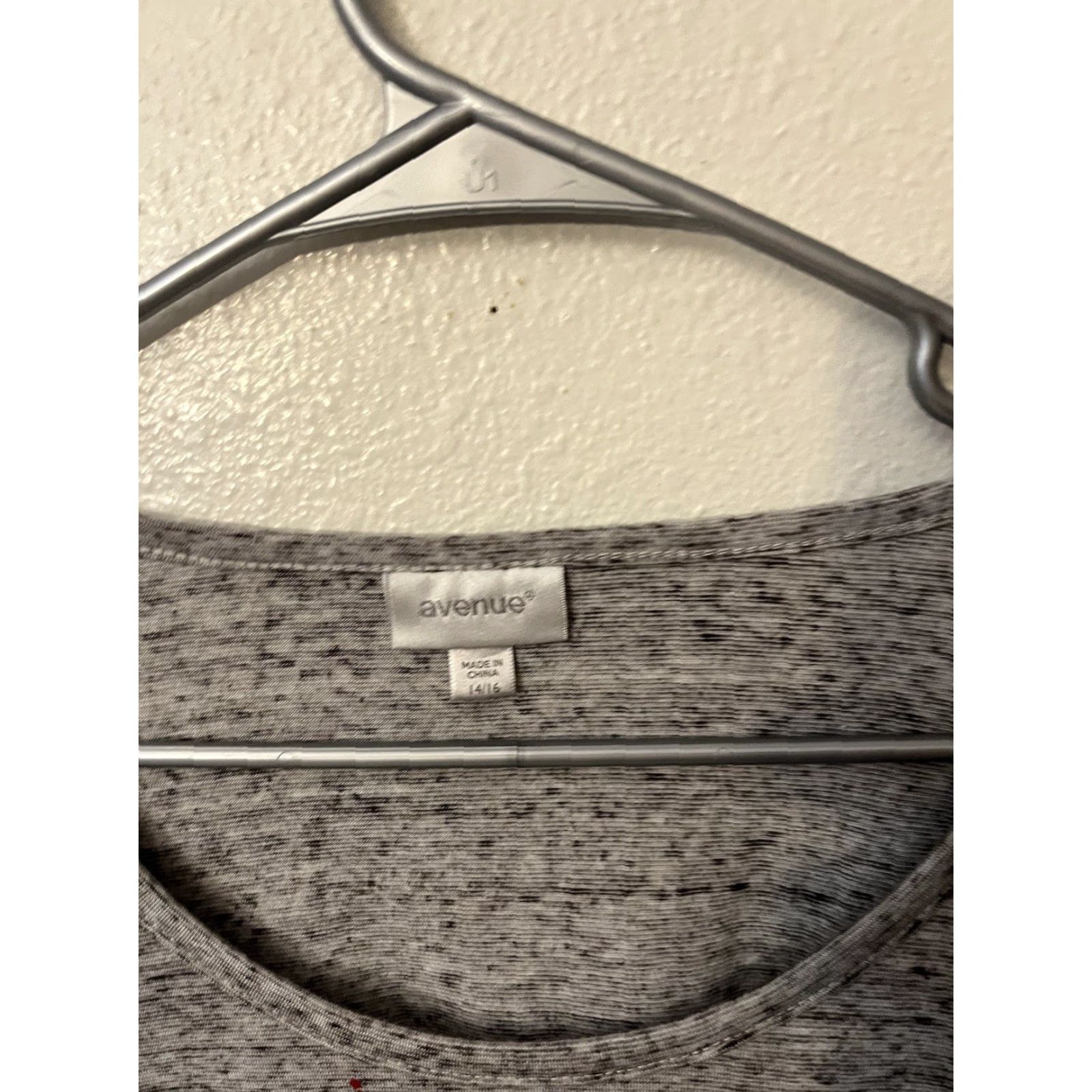 Avenue AVENUE Women’s 14/16~3/4 Sleeve Scoop Neck Graphic Print T-Shirt Top Gray Size XL / US 12-14 / IT 48-50 - 3 Thumbnail