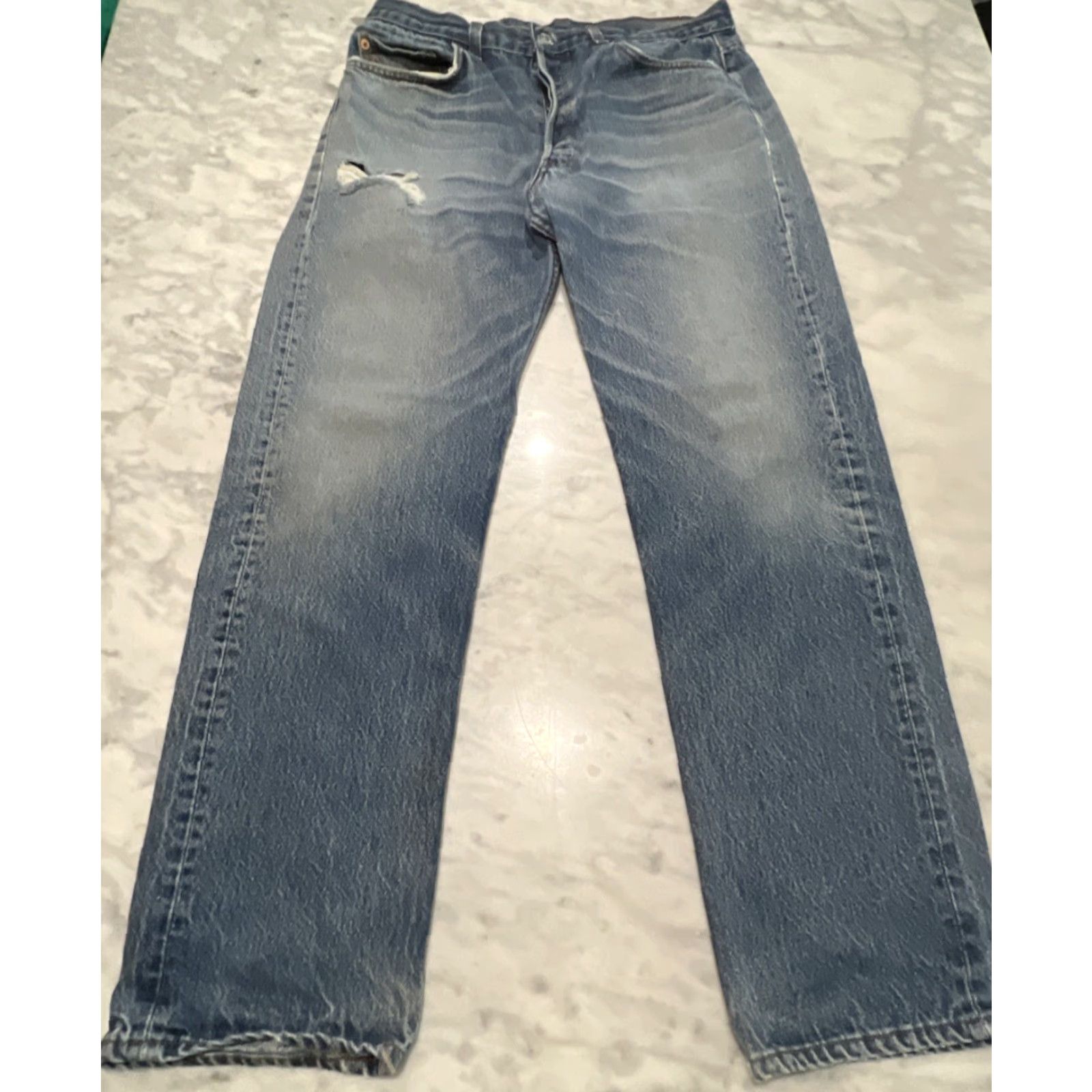 Levi's VINTAGE Levi’s 501 Jeans Men 32x30 Blue Button Fly USA Jeans Classic Distressed Whiskers 5-Pocket Denim 501 Series Mens Size US 32 / EU 48 - 2 Thumbnail