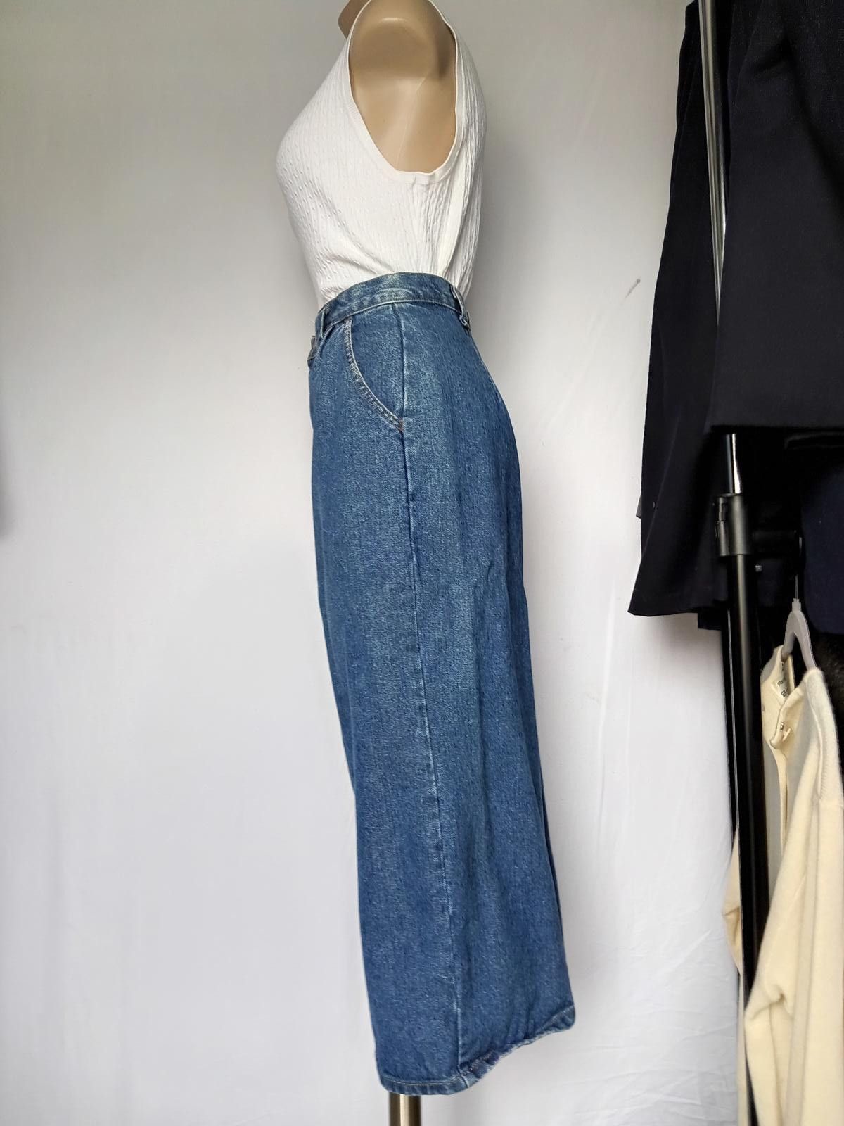 Designer Vintage Vivaldi High-Waisted Denim Skirt Size 30" / US 8 / IT 44 - 2 Thumbnail