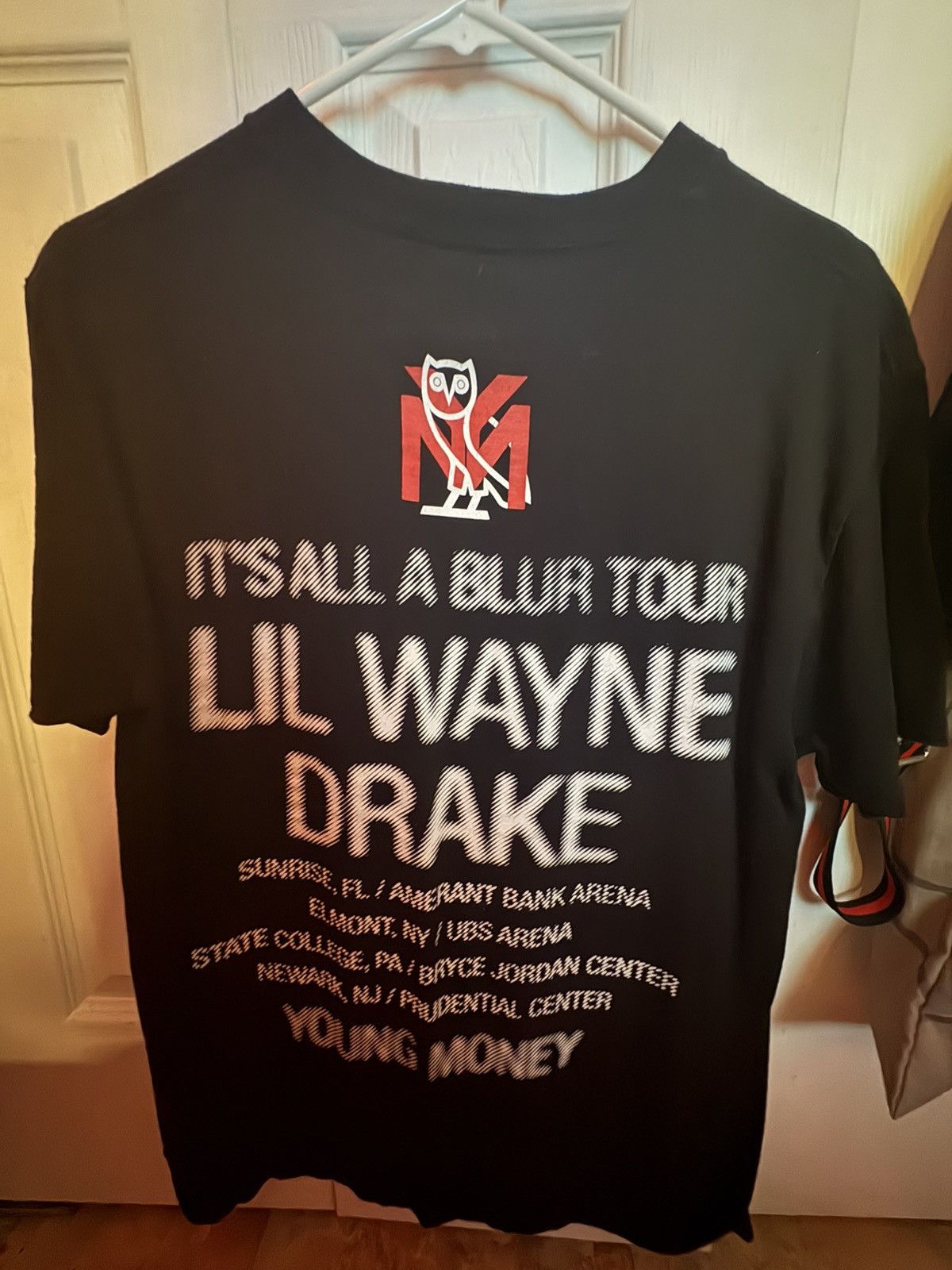 Other Young money x It's All A Blur Tour Size US M / EU 48-50 / 2 - 2 Thumbnail