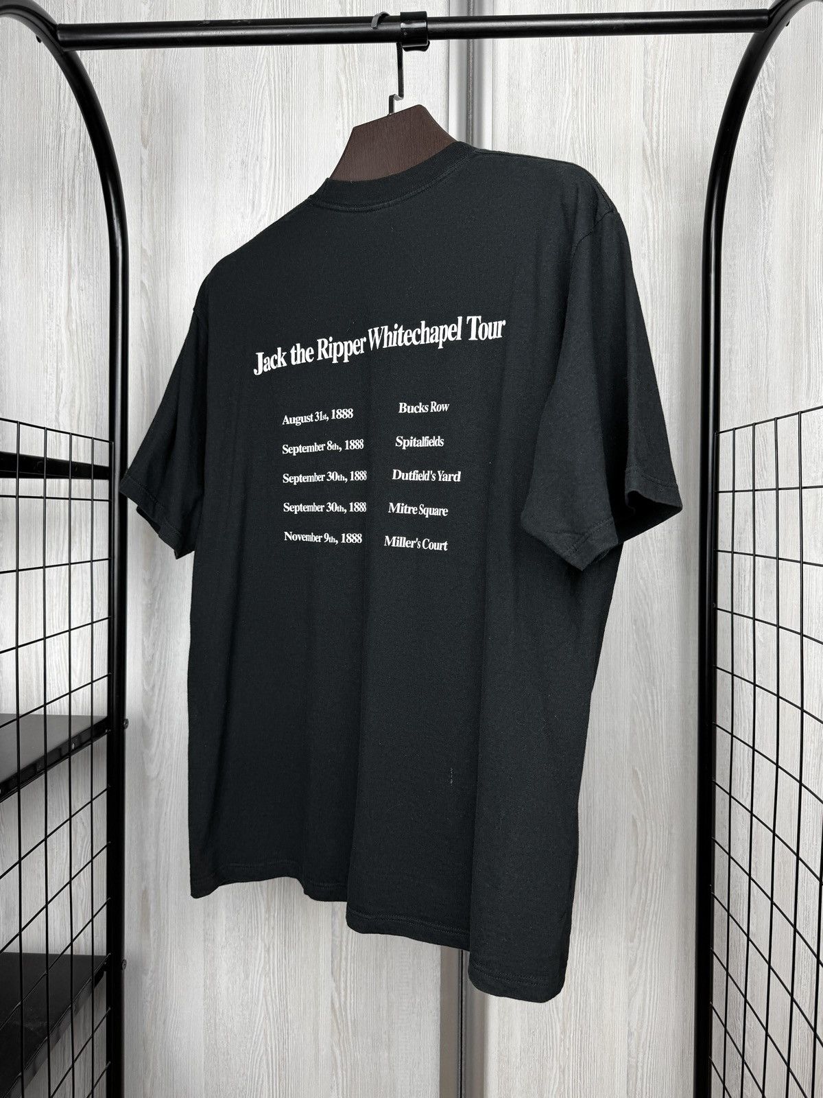 Jerzees Vintage Jack The Ripper Whitechapel Tour Black Movie y2k Tee Size US XL / EU 56 / 4 - 7 Thumbnail