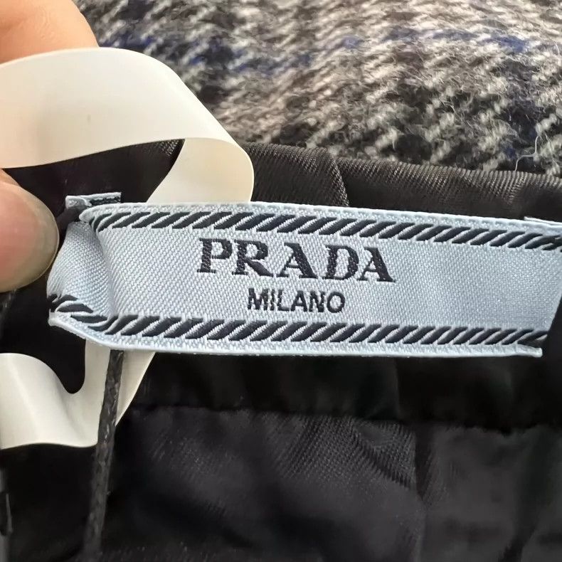 Prada Prada Thousand-bird check stitched triangle logo skirt 2502 Size 37" - 3 Thumbnail
