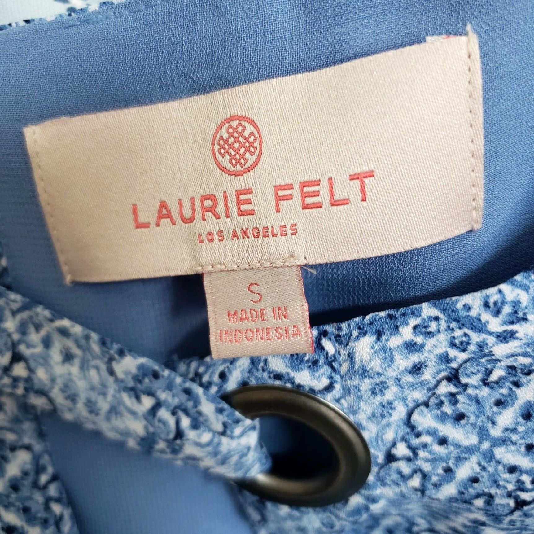 Vintage Laurie Felt Womens Blouse Size S Blue White Cold Shoulder Side Ties Shirt Size S / US 4 / IT 40 - 6 Thumbnail