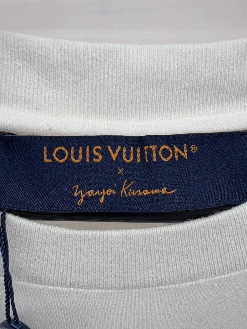 Louis Vuitton LOUIS VUITTON Kusama Sunflower Series Short Sleeve 2504-Nex Size US M / EU 48-50 / 2 - 6 Thumbnail