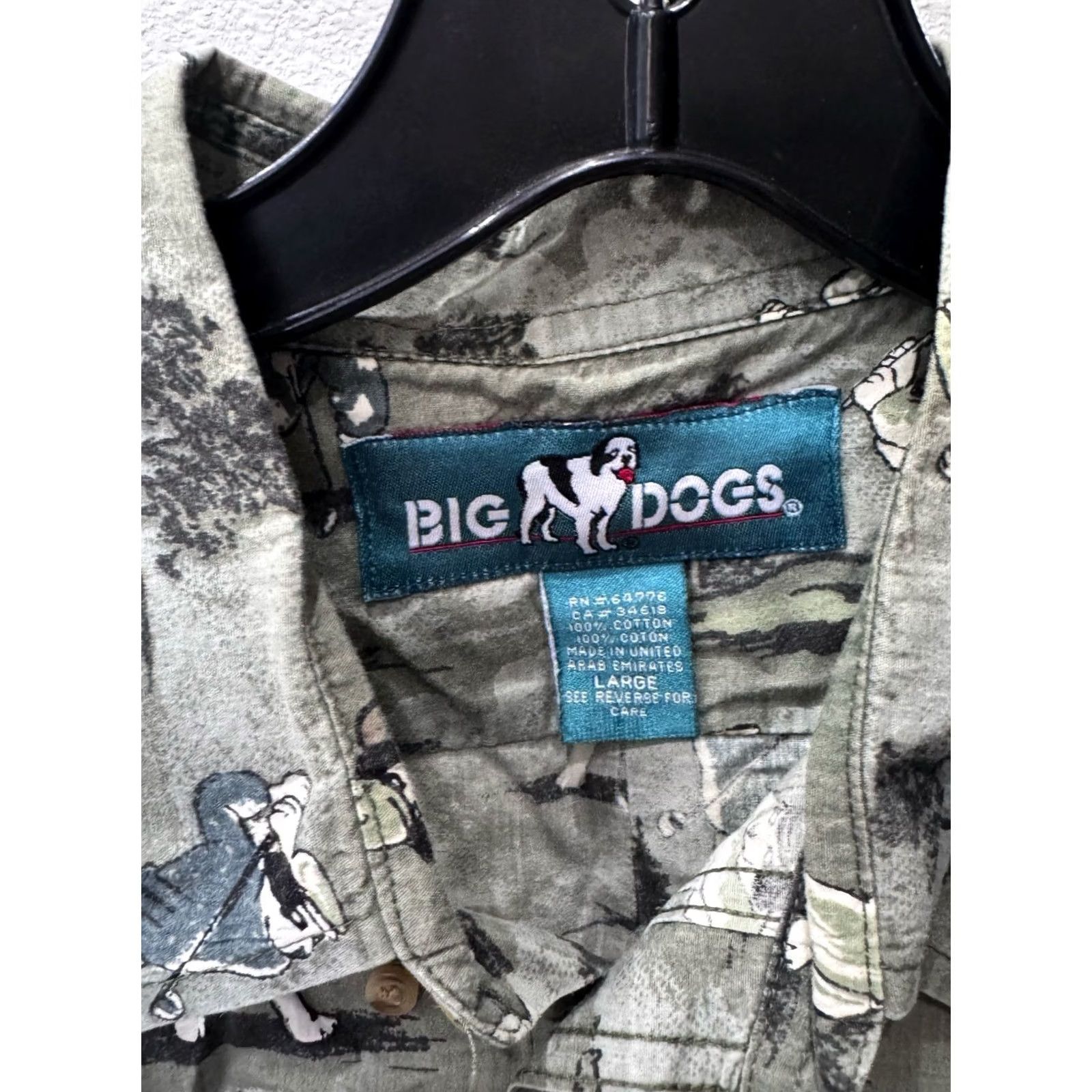 Big Dogs Big Dogs Shirt SHORT SLEEVE Button Up Dog Golfing Artwork Large L Multicolor Mens Size US L / EU 52-54 / 3 - 4 Thumbnail