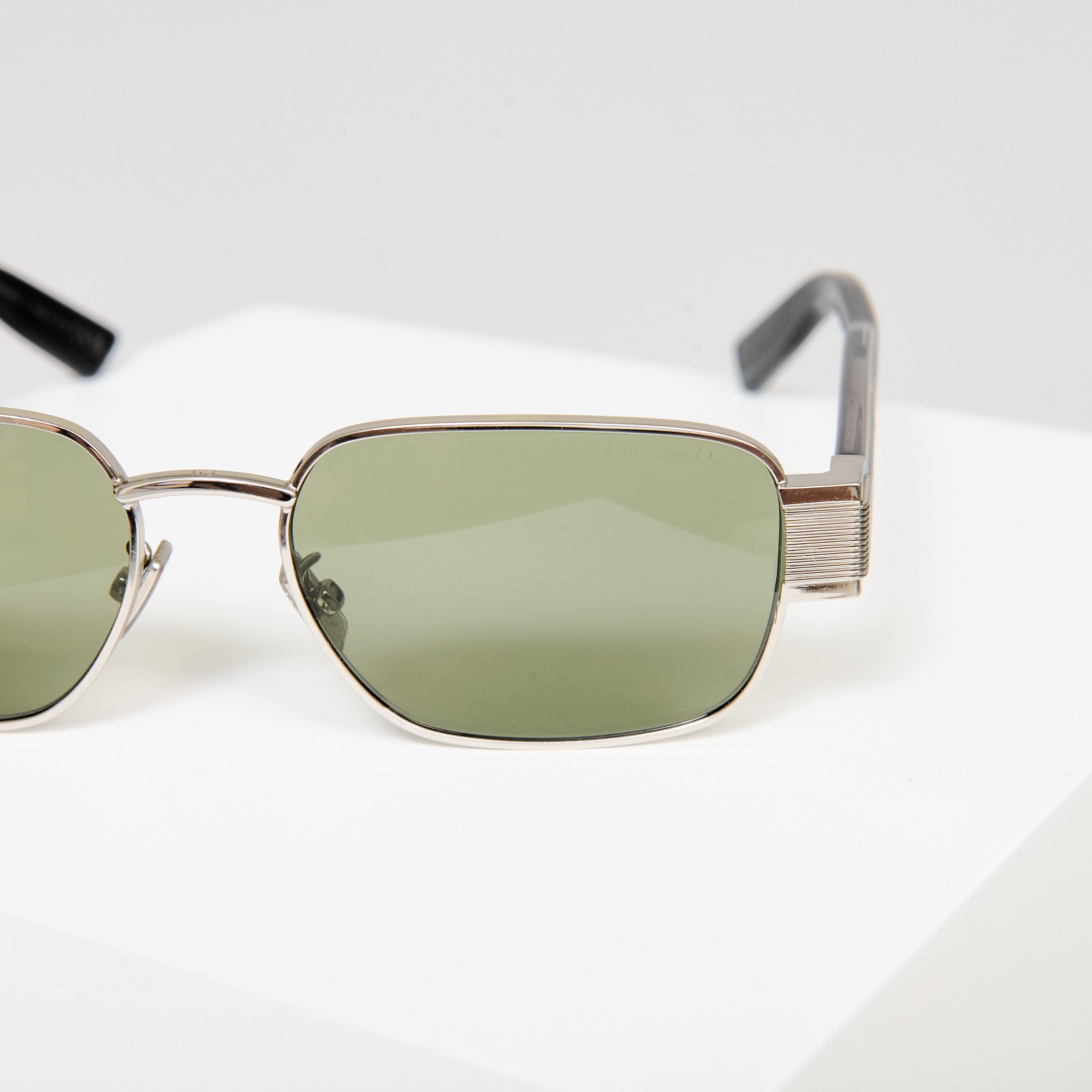 Dior CHRISTIAN DIOR LABEL S2U F0C0 SUNGLASSES Size ONE SIZE - 11 Thumbnail