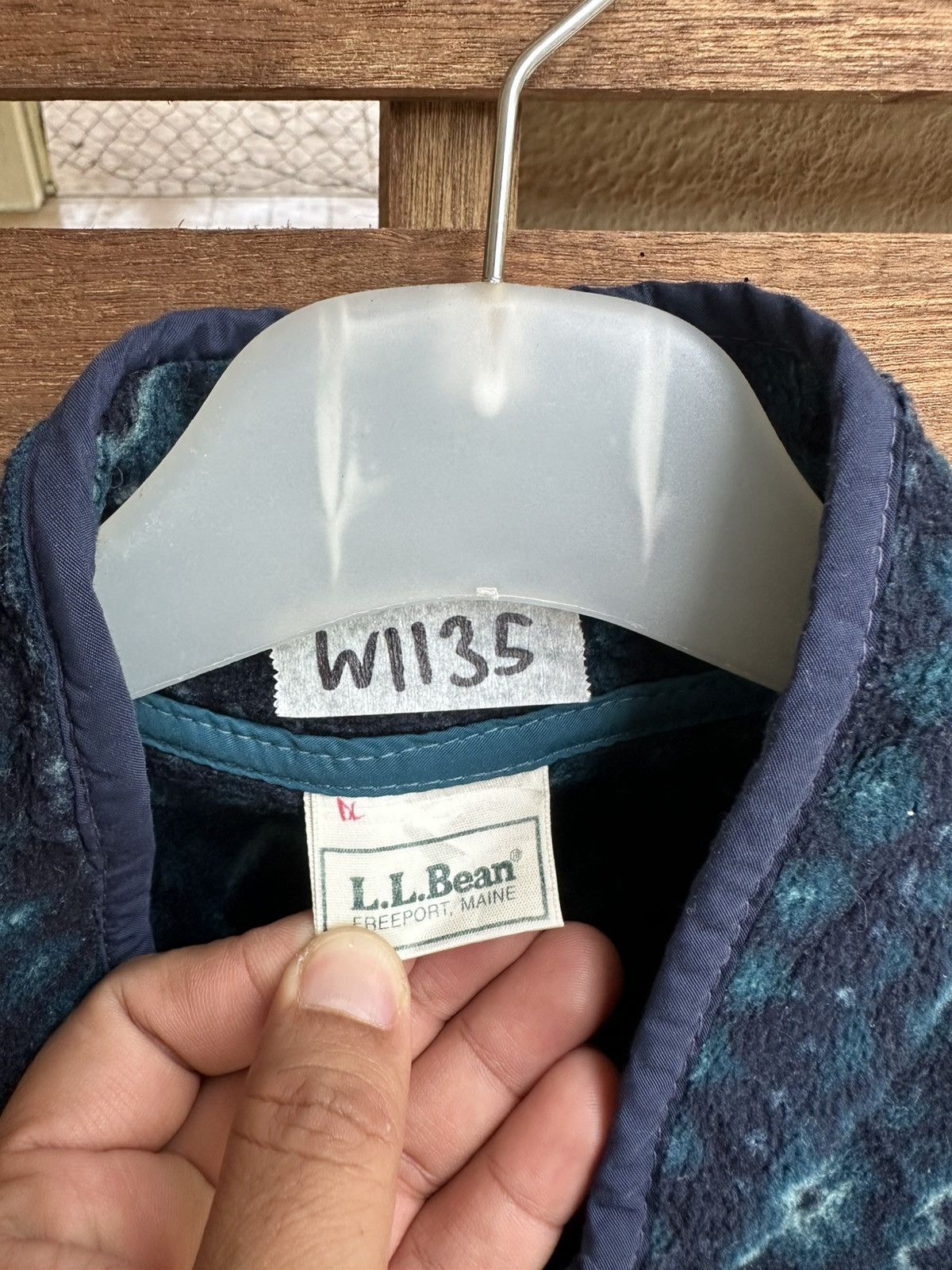 L.L. Bean Vintage LL Bean Navajo Style Fleece Half Button Jumper Size US L / EU 52-54 / 3 - 4 Thumbnail