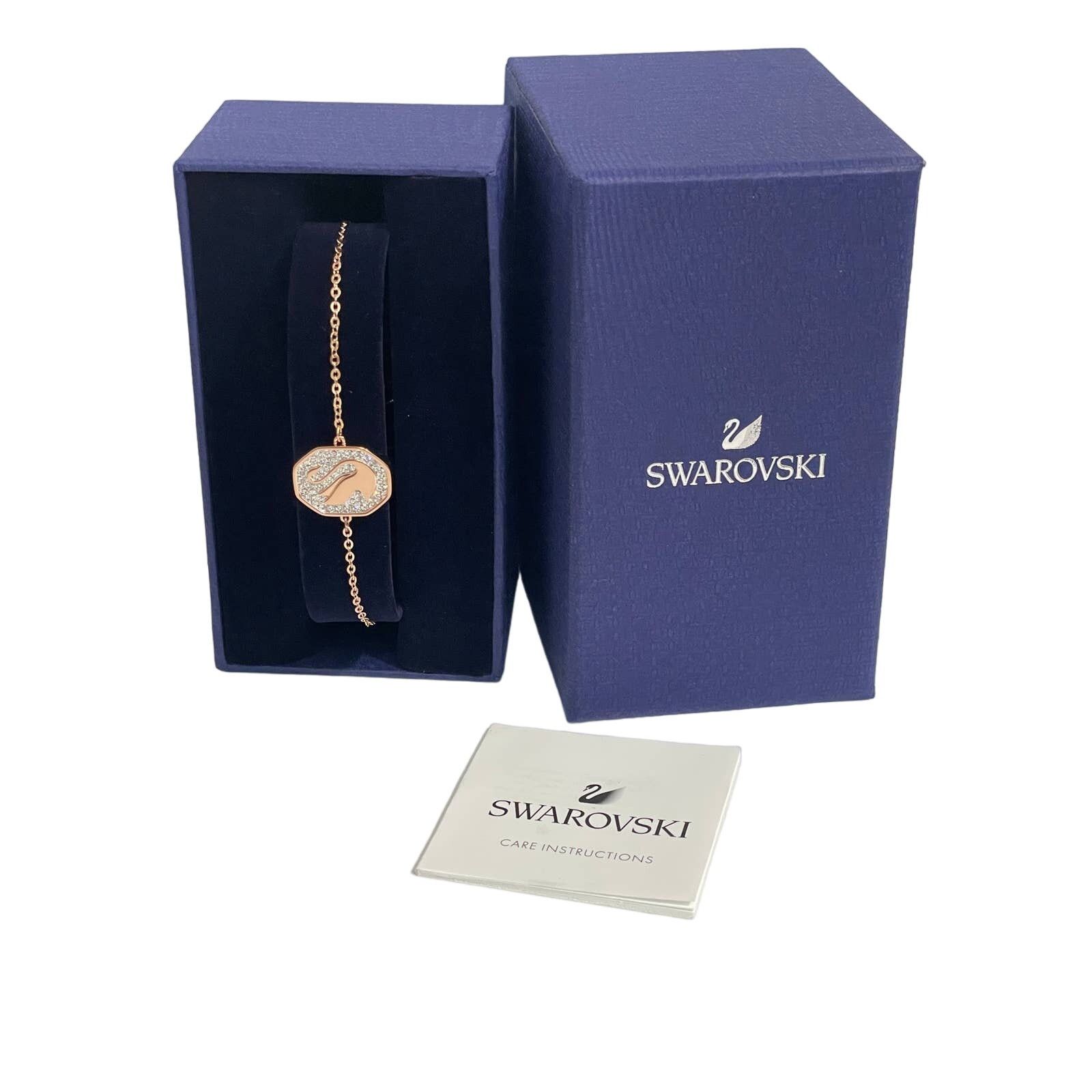 Swarovski Swarovski swan jewelry set bundle earrings and bracelet New Size ONE SIZE - 10 Thumbnail