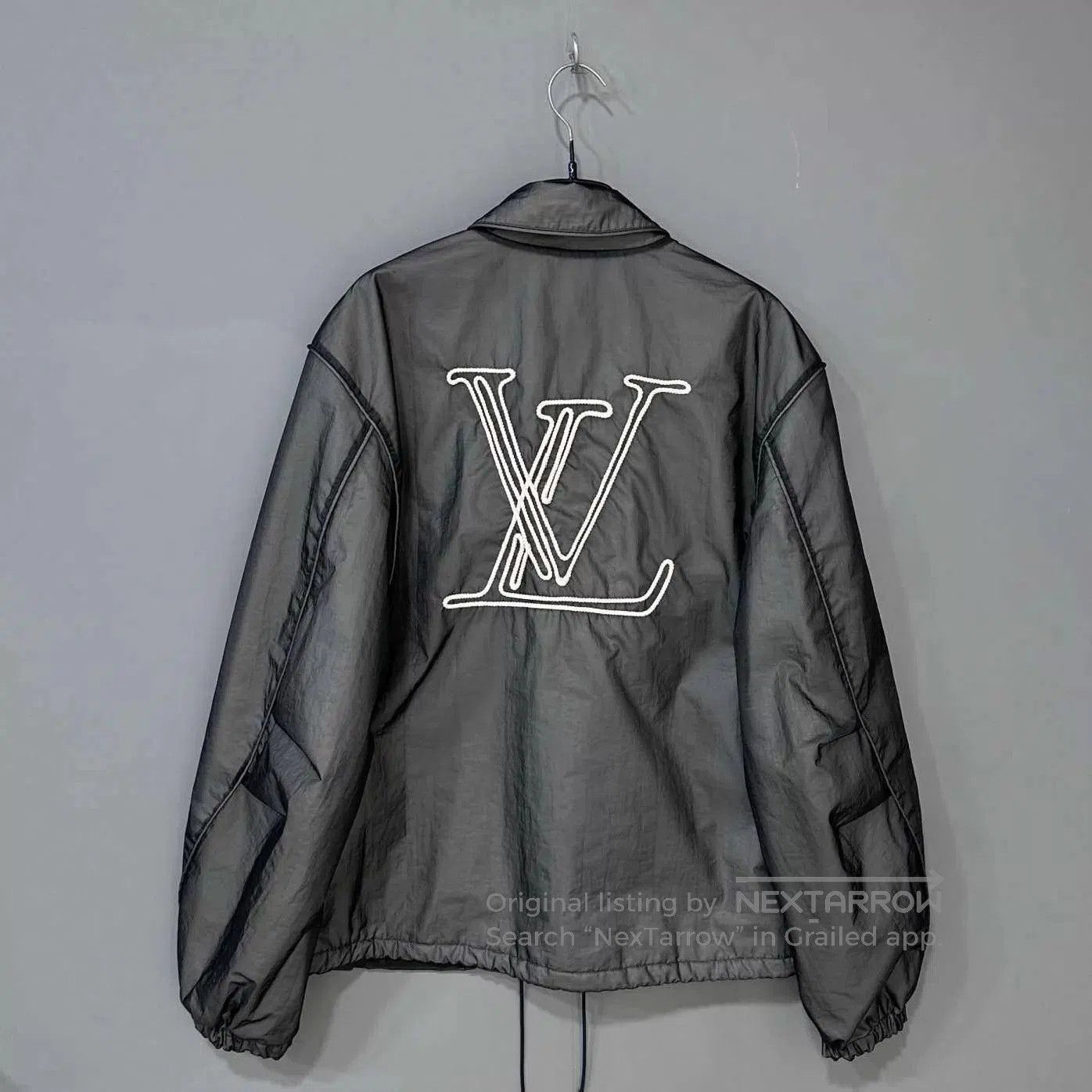 Louis Vuitton Black Embroidered Zip. Size US M / EU 48-50 / 2 - 3 Thumbnail