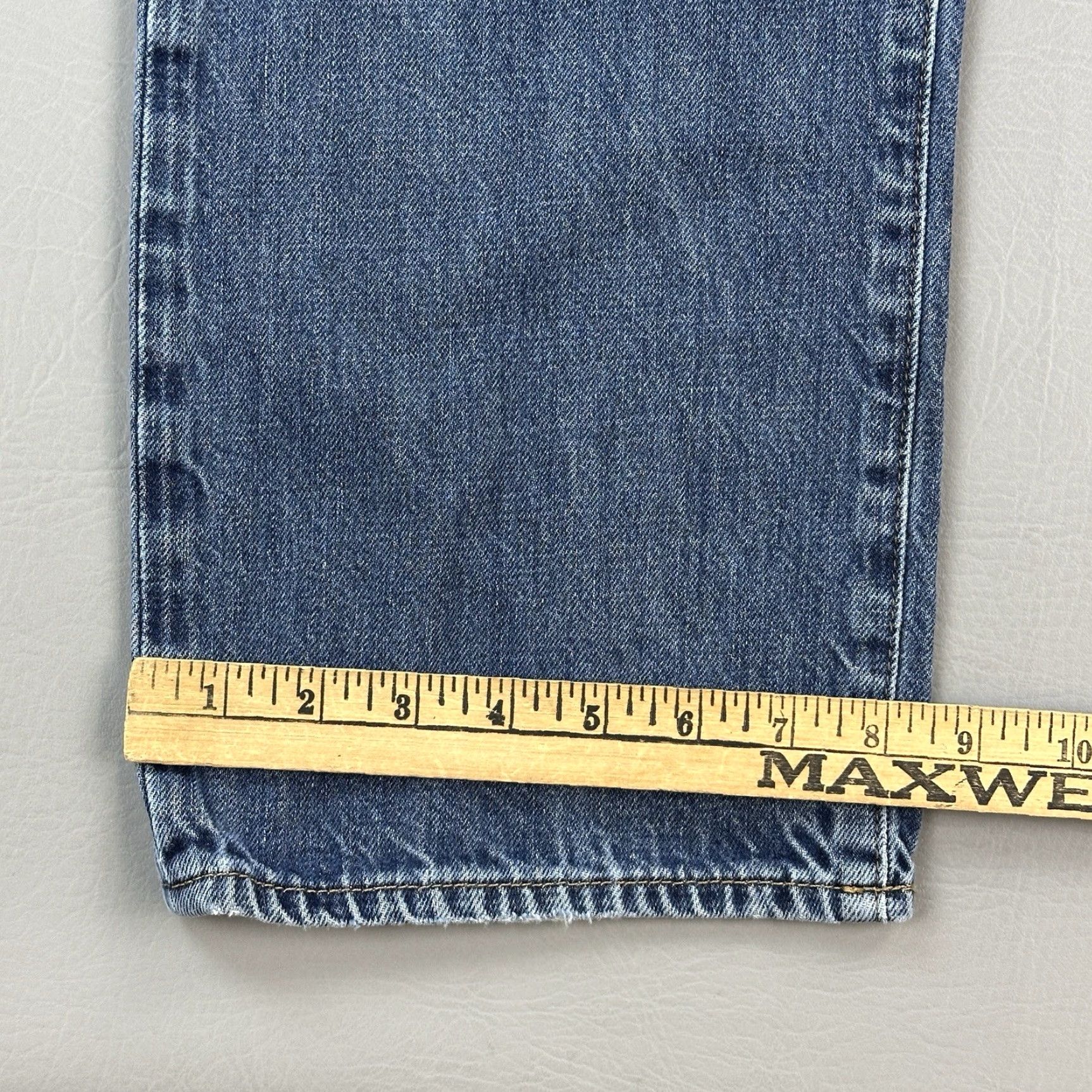 Gap Gap 1969 Jeans Mens 36x34 36x33 Blue Medium Wash Denim Straight Whiskered Size US 36 / EU 52 - 4 Thumbnail