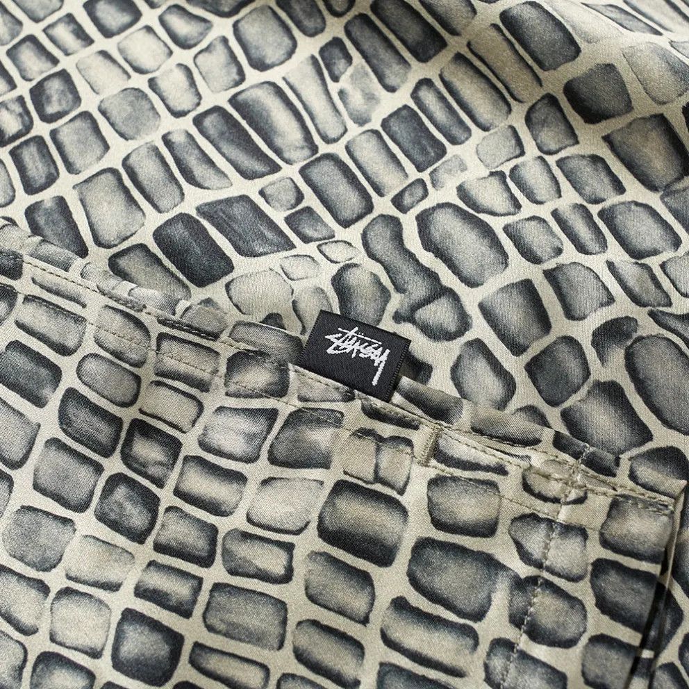 Hypebeast × Stussy STUSSY CROC PATTERN SILK SHIRT Size US L / EU 52-54 / 3 - 3 Thumbnail