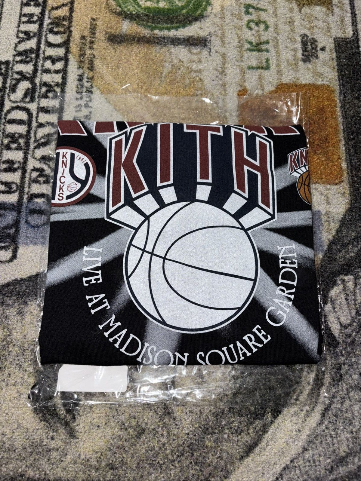 Kith × NBA Kith x New York Knicks Madison Square Garden Burst Jones Tee Size US XXL / EU 58 / 5 - 1 Thumbnail