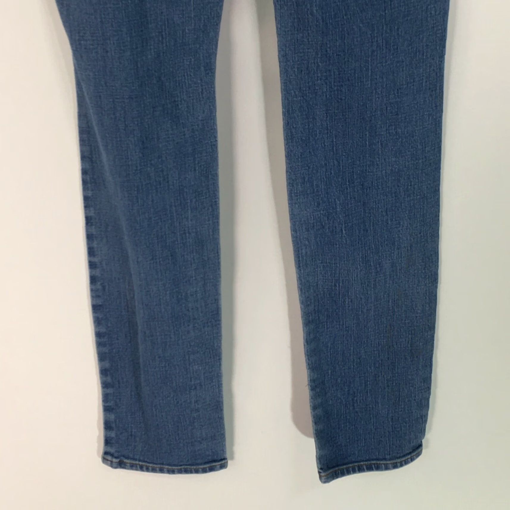 Old Navy Old Navy Jeans Women Flat Front Low Rise Straight Leg Blue Size 8L Long 32 in Waist 5-Pocket Denim Boots? Size 30" / US 8 / IT 44 - 5 Thumbnail