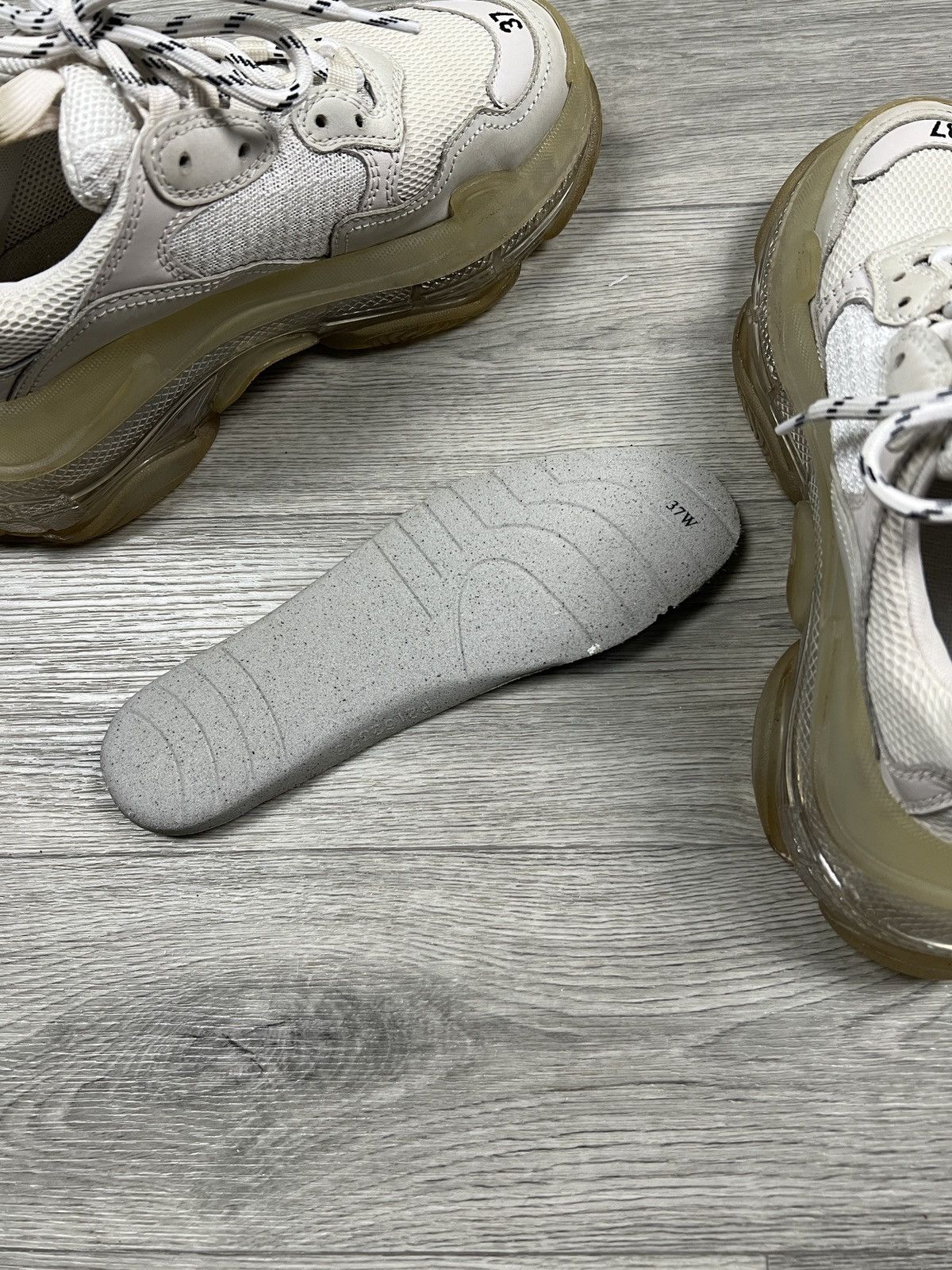 Balenciaga BALENCIAGA TRIPLE S WOMENS SIZE 37 Size US 7 / IT 37 - 10 Thumbnail