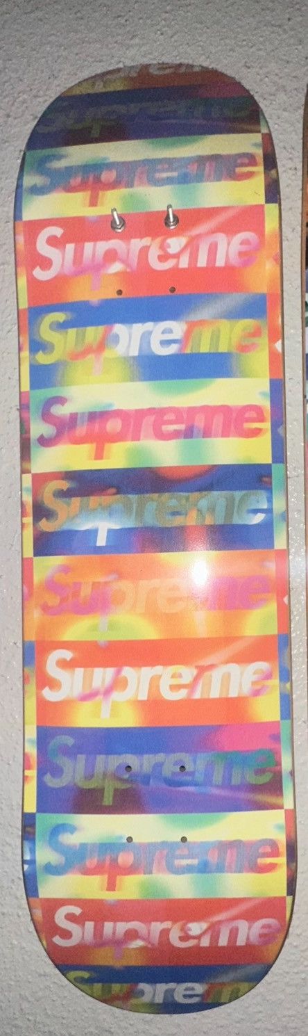 Supreme Distorted supreme deck 2/2 Size ONE SIZE - 1 Preview